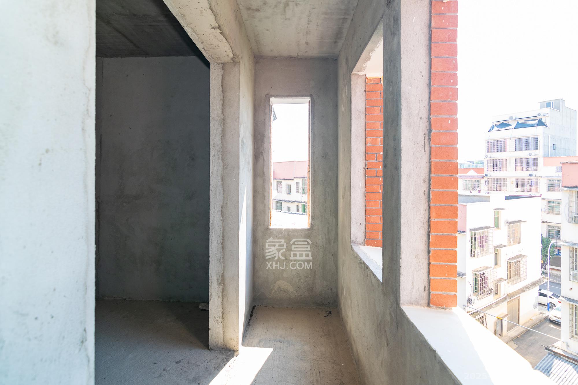 熙庭原著（房聚云台府）  5室2厅3卫    113.8万阳台