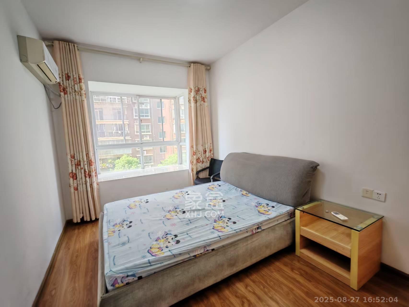 升远君尚嘉筑  3室2厅1卫    2400.0元/月 升远君尚嘉筑  3室2厅1卫    2400.0元/月室内图