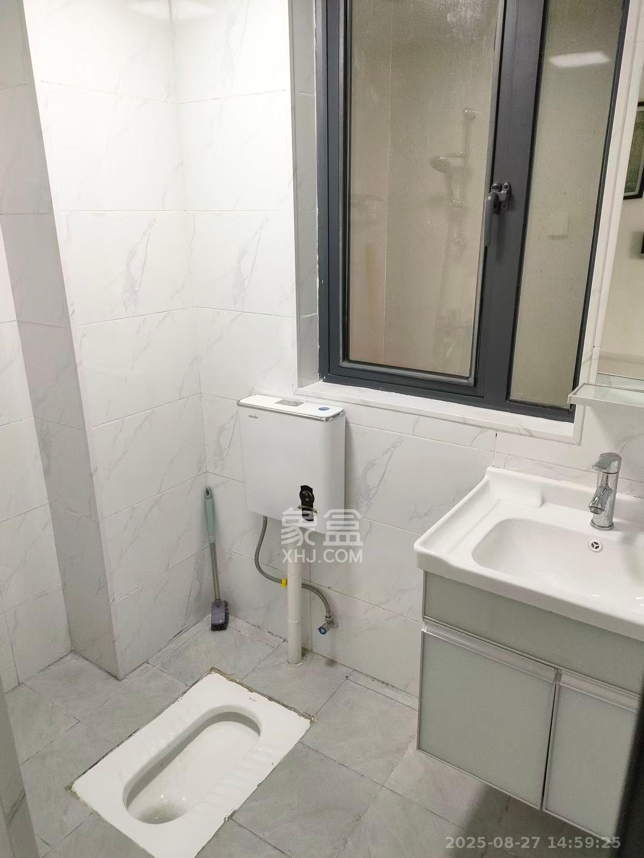 富力芙蓉新天地  1室1厅1卫    1600.0元/月室内图