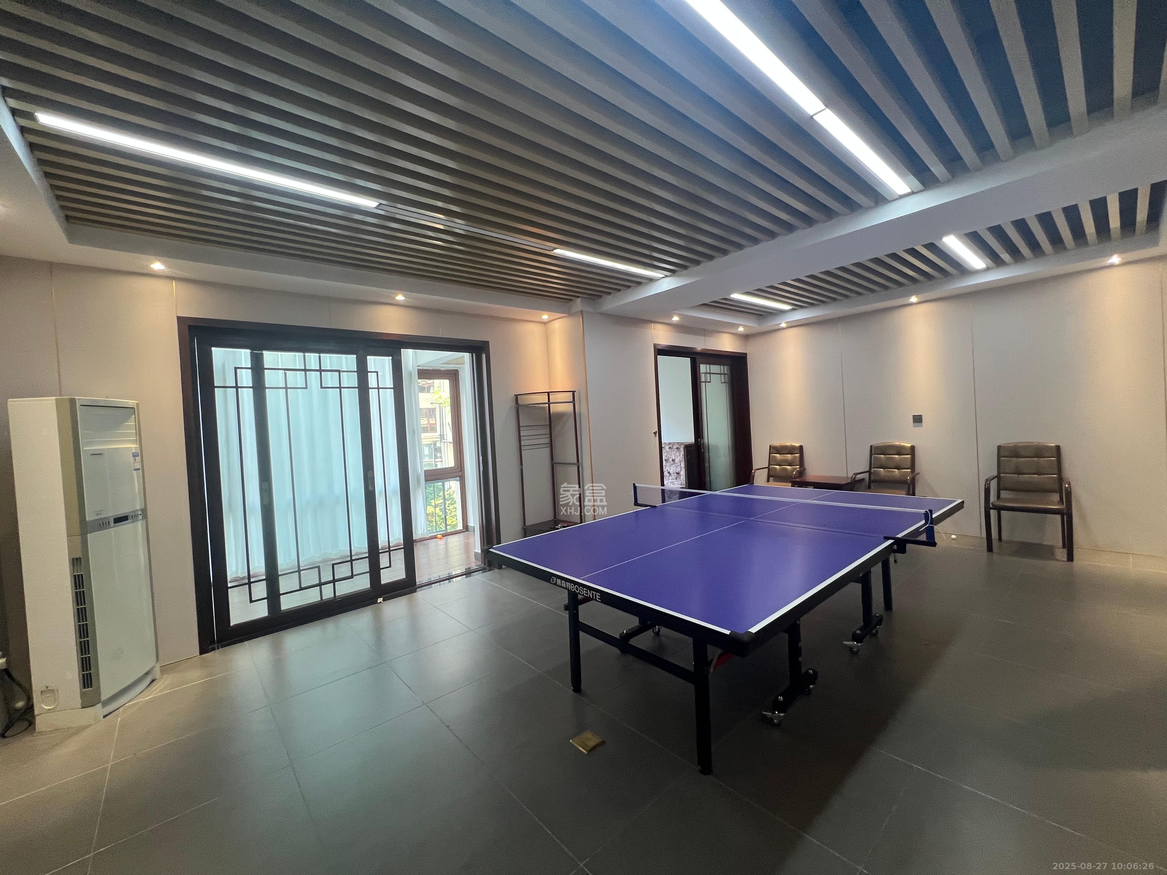 金色比华利 5室2厅2卫 9000.0元/月 金色比华利 5室2厅2卫 9000.0元/月室内图