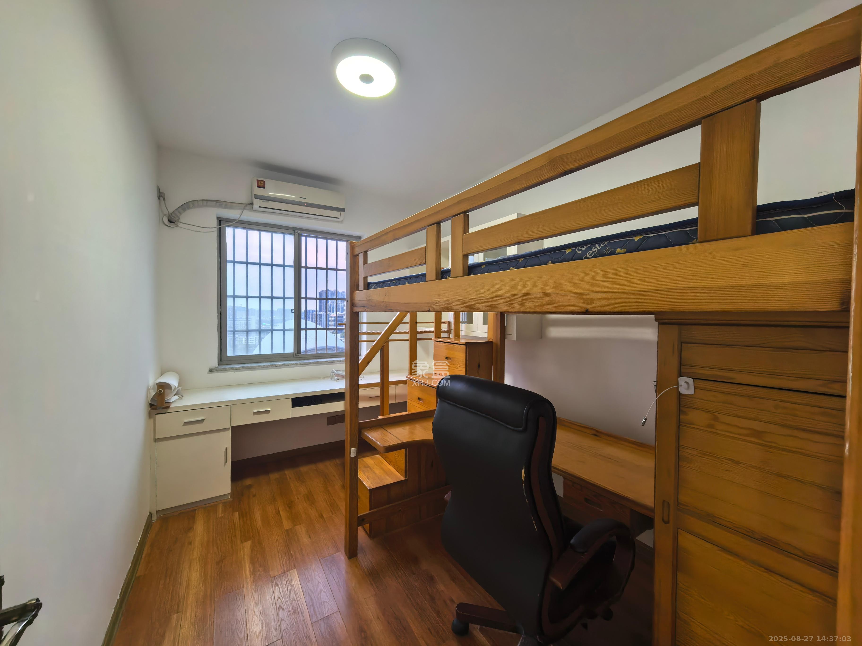 白沙湾嘉园 4室2厅2卫 3000.0元/月 白沙湾嘉园 4室2厅2卫 3000.0元/月室内图