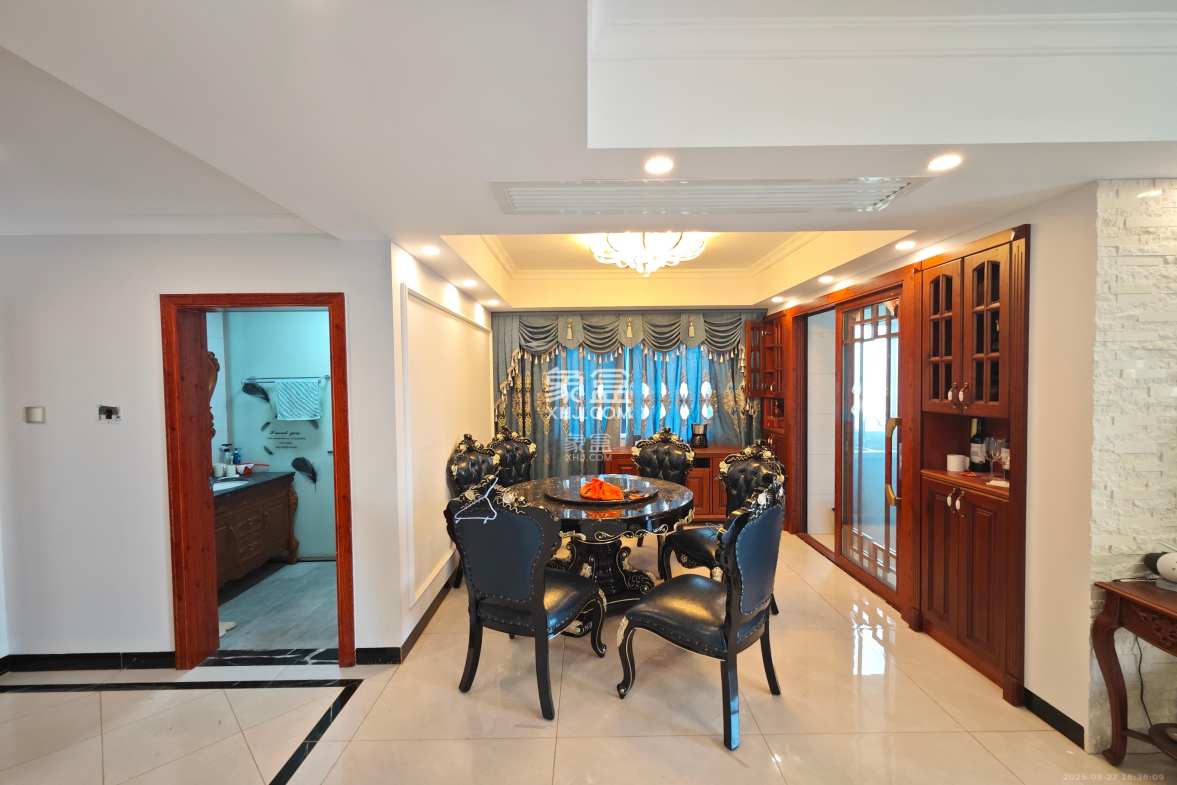 湘水郡(兴旺小爱同学)  3室2厅2卫    3000.0元/月 湘水郡(兴旺小爱同学)  3室2厅2卫    3000.0元/月室内图