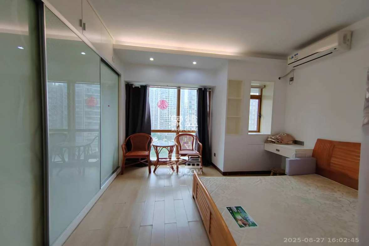 天健芙蓉盛世一期  1室1厅1卫    1400.0元/月 天健芙蓉盛世一期  1室1厅1卫    1400.0元/月室内图