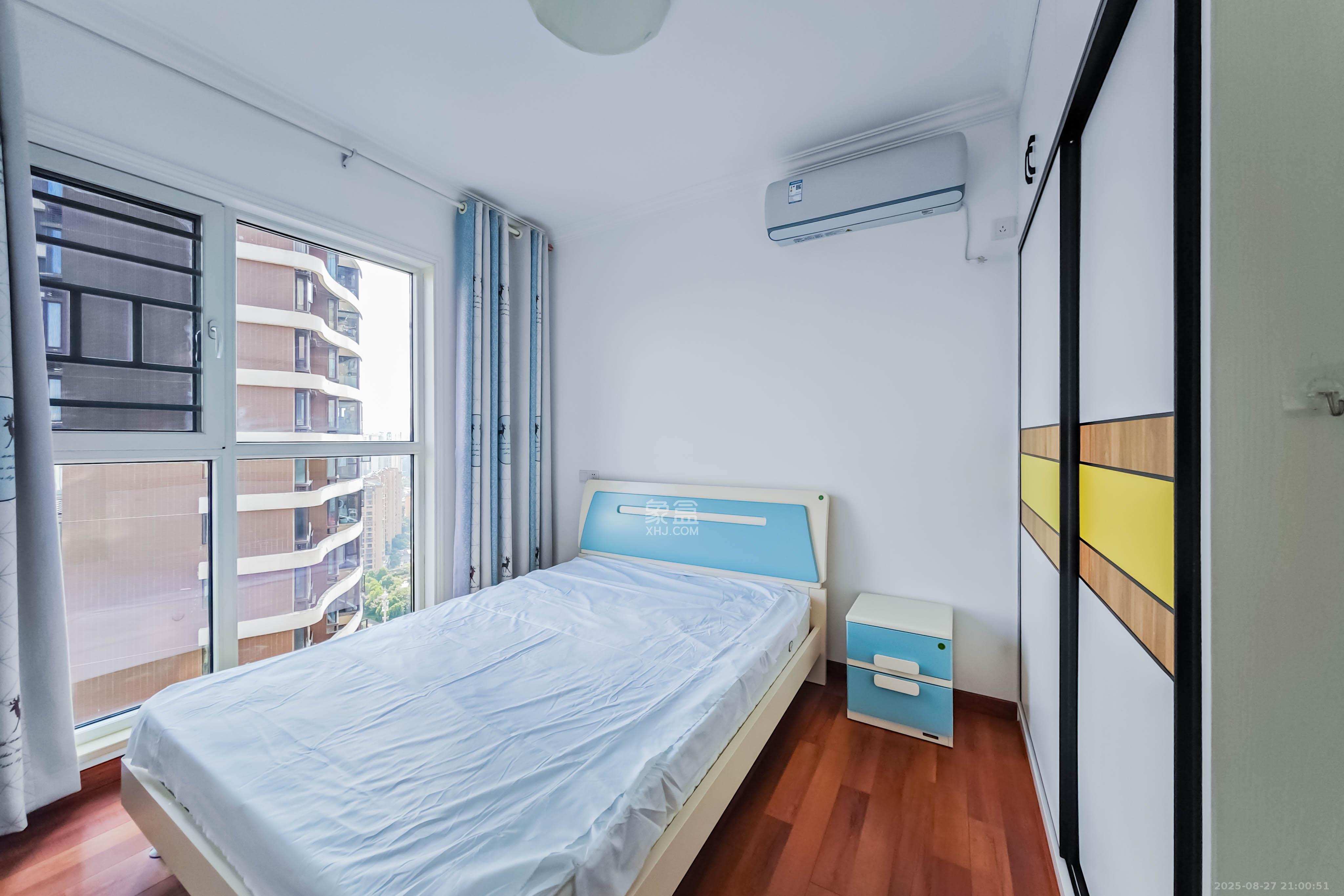 京武浪琴山一、二期 2室2厅1卫 140.0万 京武浪琴山一、二期 2室2厅1卫 140.0万卧室