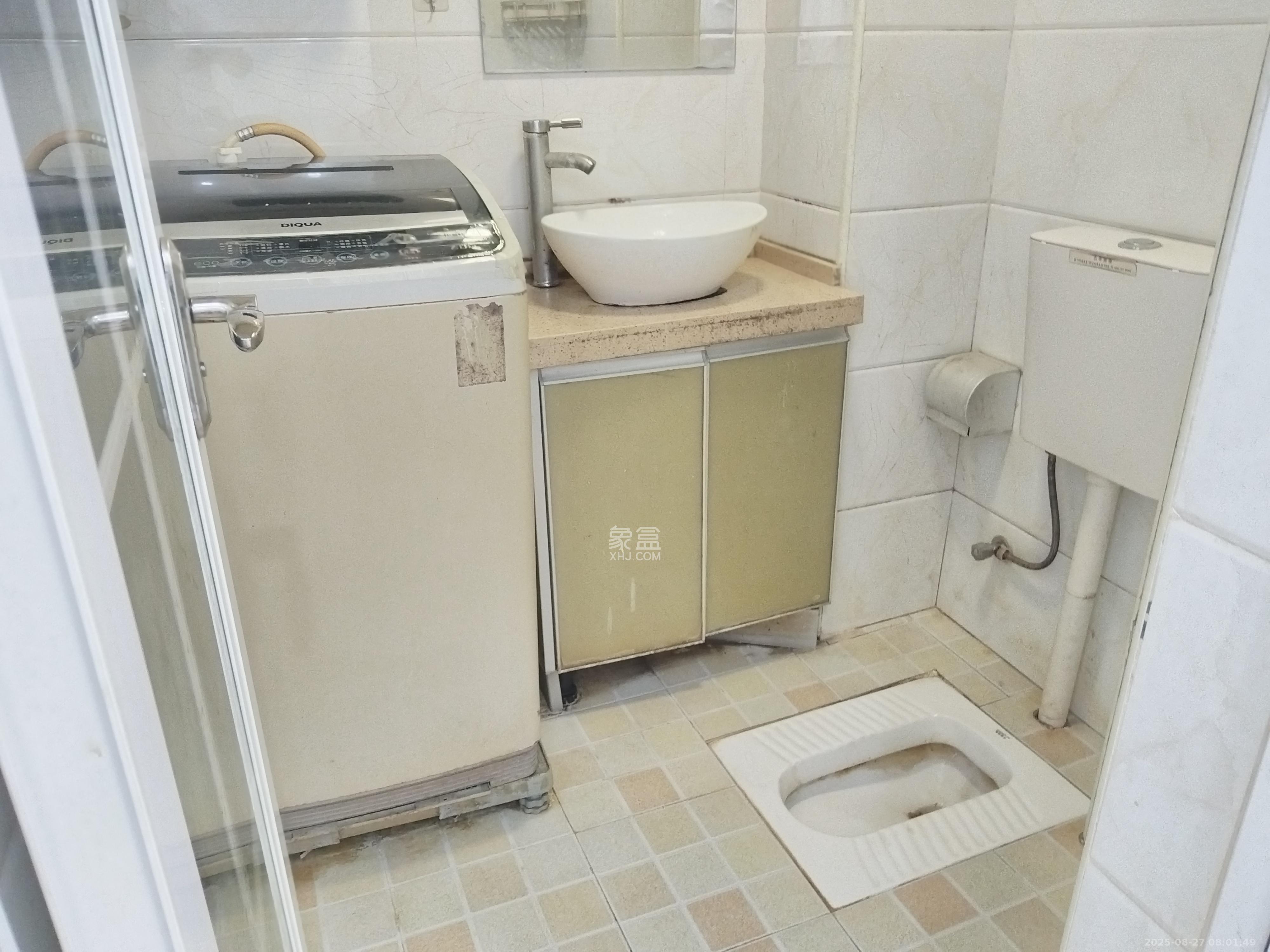 麓山枫情 2室1厅1卫 2000.0元/月 麓山枫情 2室1厅1卫 2000.0元/月室内图