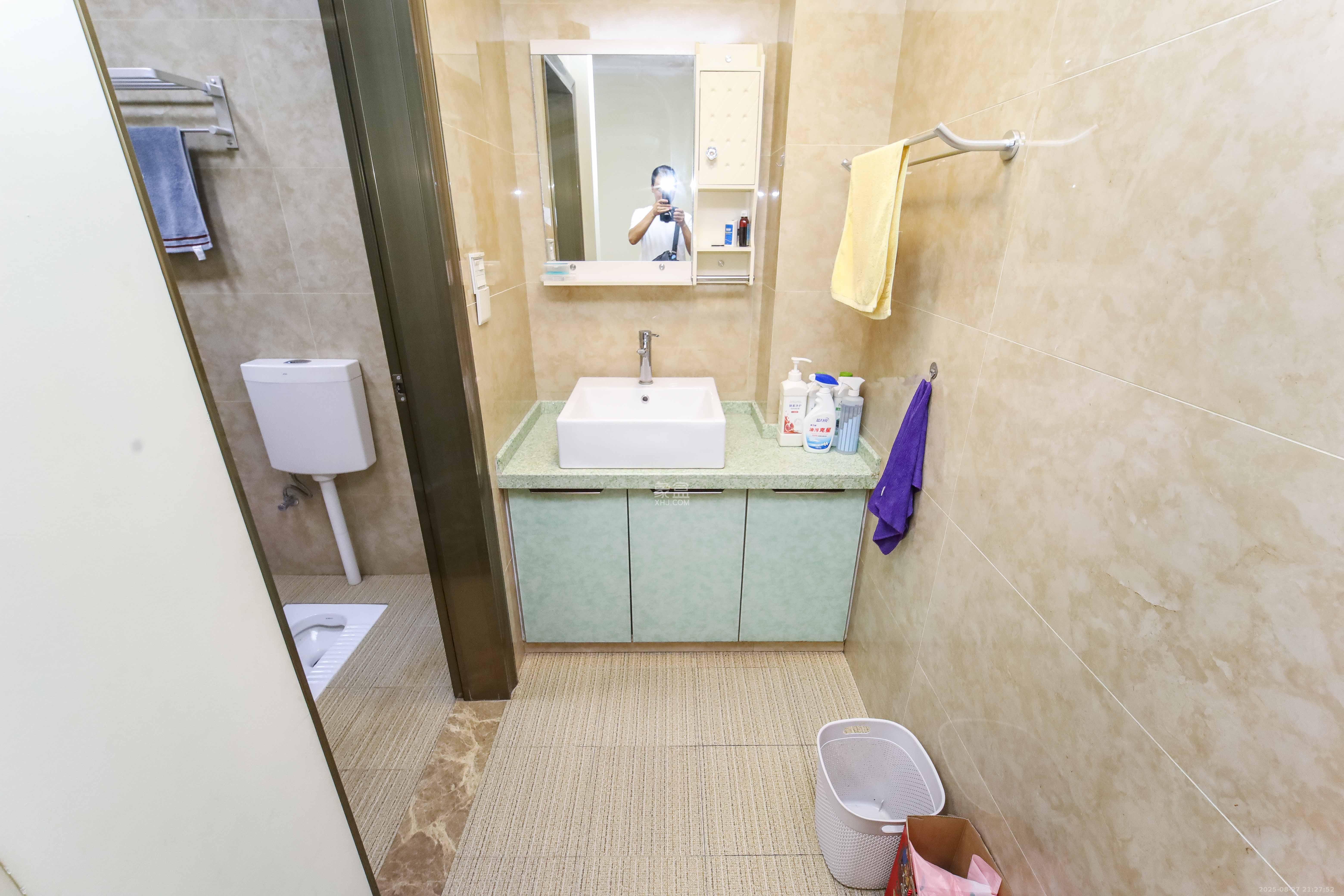 崇文阁(省教育厅宿舍) 4室2厅2卫 130.0万 崇文阁(省教育厅宿舍) 4室2厅2卫 130.0万卫生间