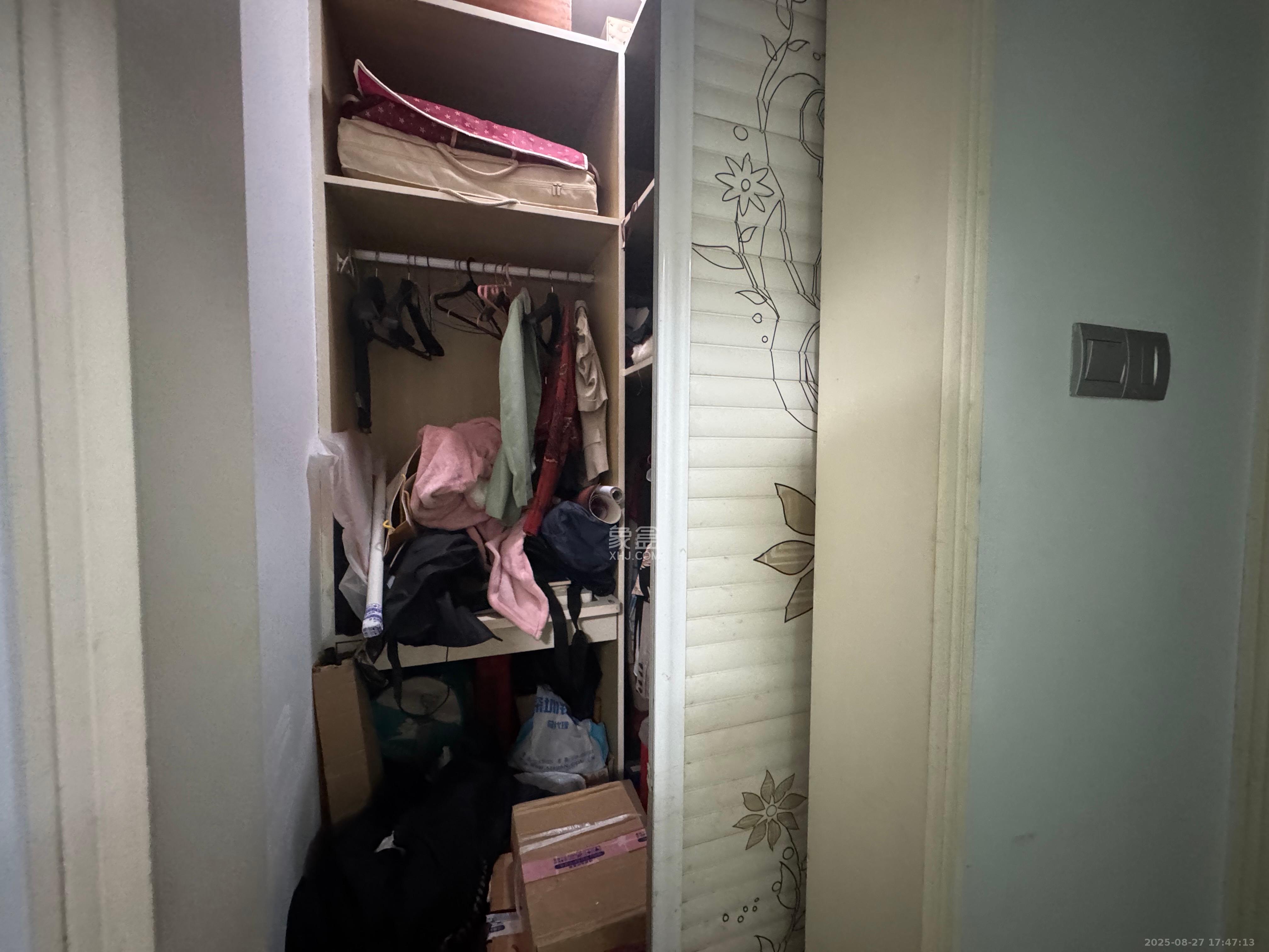 和庄 3室1厅2卫 2700.0元/月 和庄 3室1厅2卫 2700.0元/月室内图