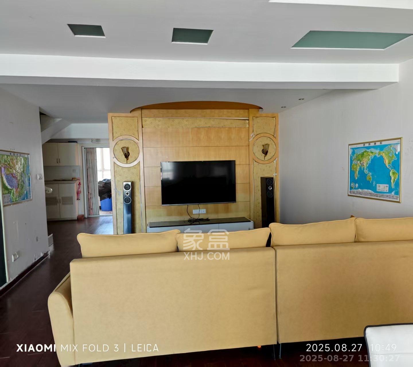 香格里嘉园  3室2厅2卫    4200.0元/月 香格里嘉园  3室2厅2卫    4200.0元/月室内图