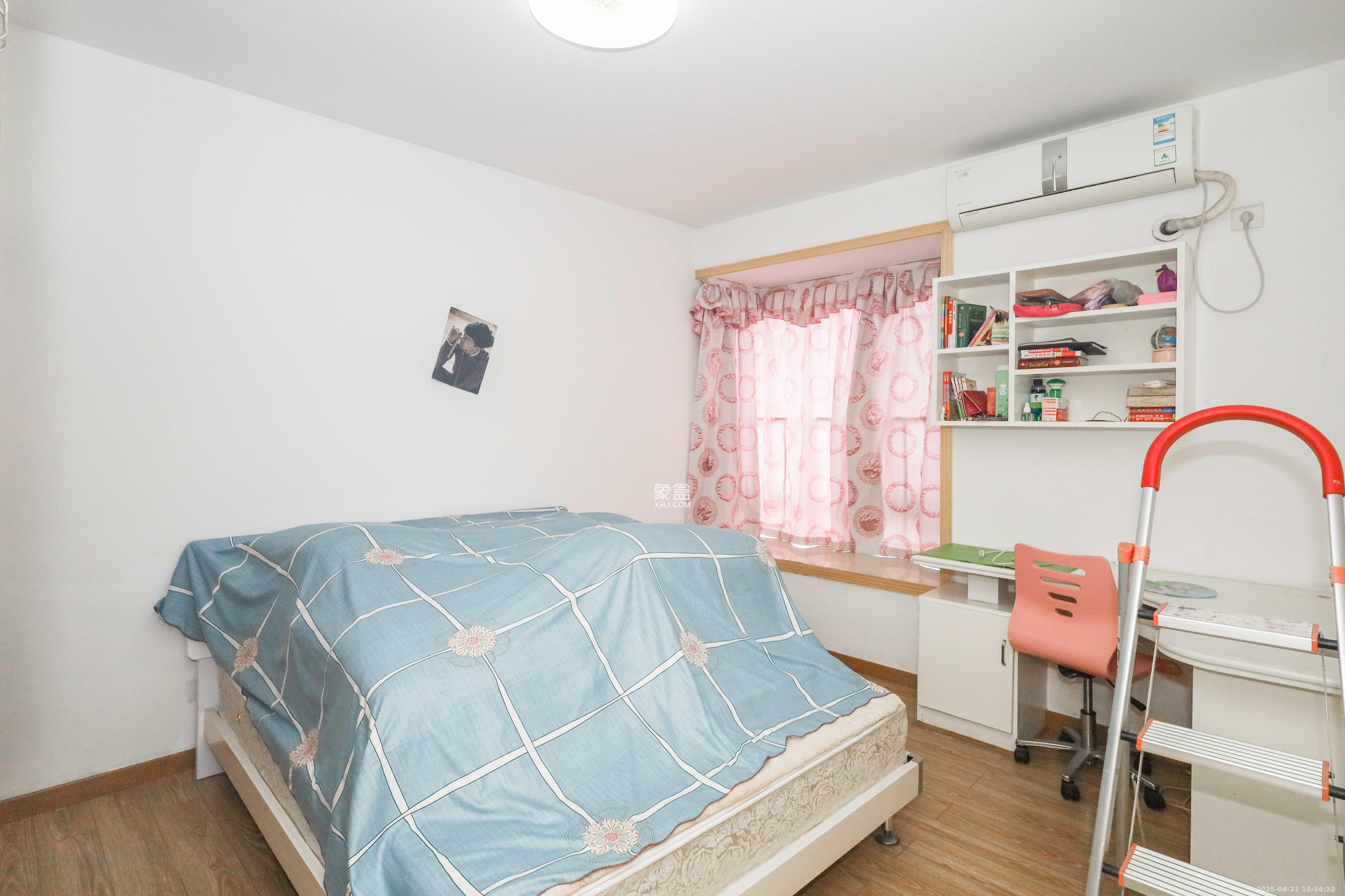 保利麓谷林语E区  1室2厅2卫    2500.0元/月室内图