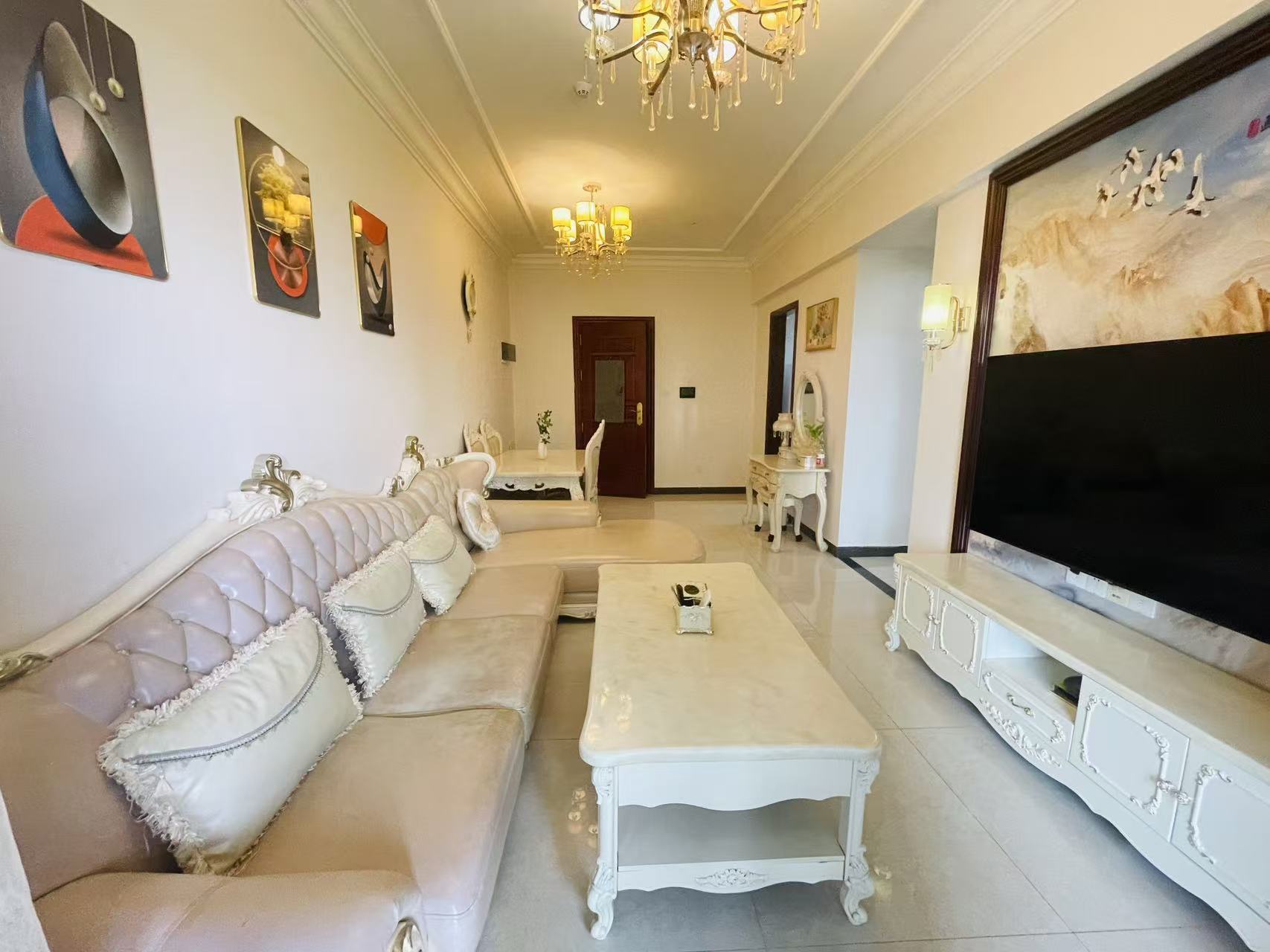 恒大美丽沙天寰湾 1室1厅1卫 2500.0元/月 恒大美丽沙天寰湾 1室1厅1卫 2500.0元/月室内图