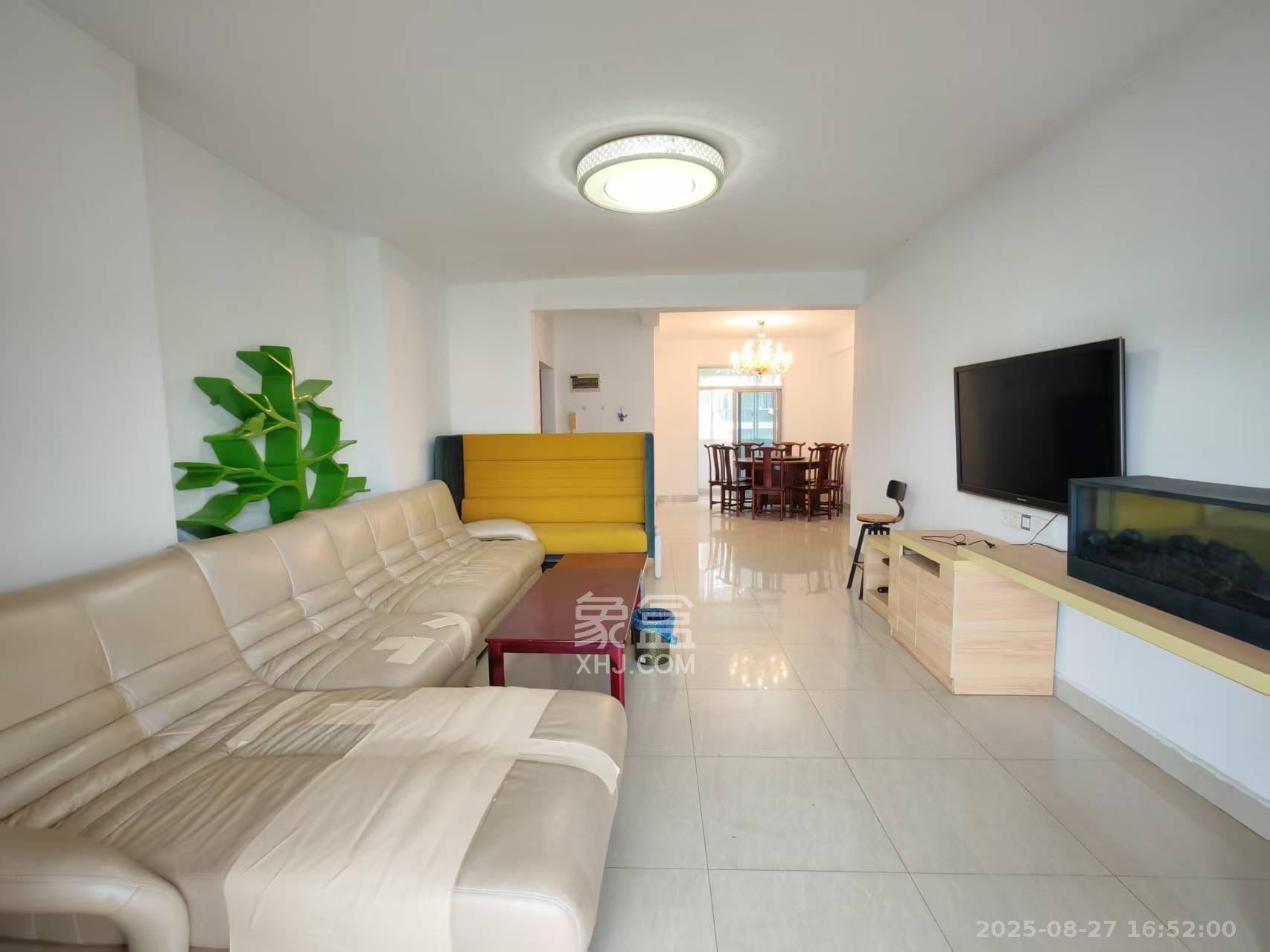 升远君尚嘉筑  3室2厅1卫    2400.0元/月 升远君尚嘉筑  3室2厅1卫    2400.0元/月室内图