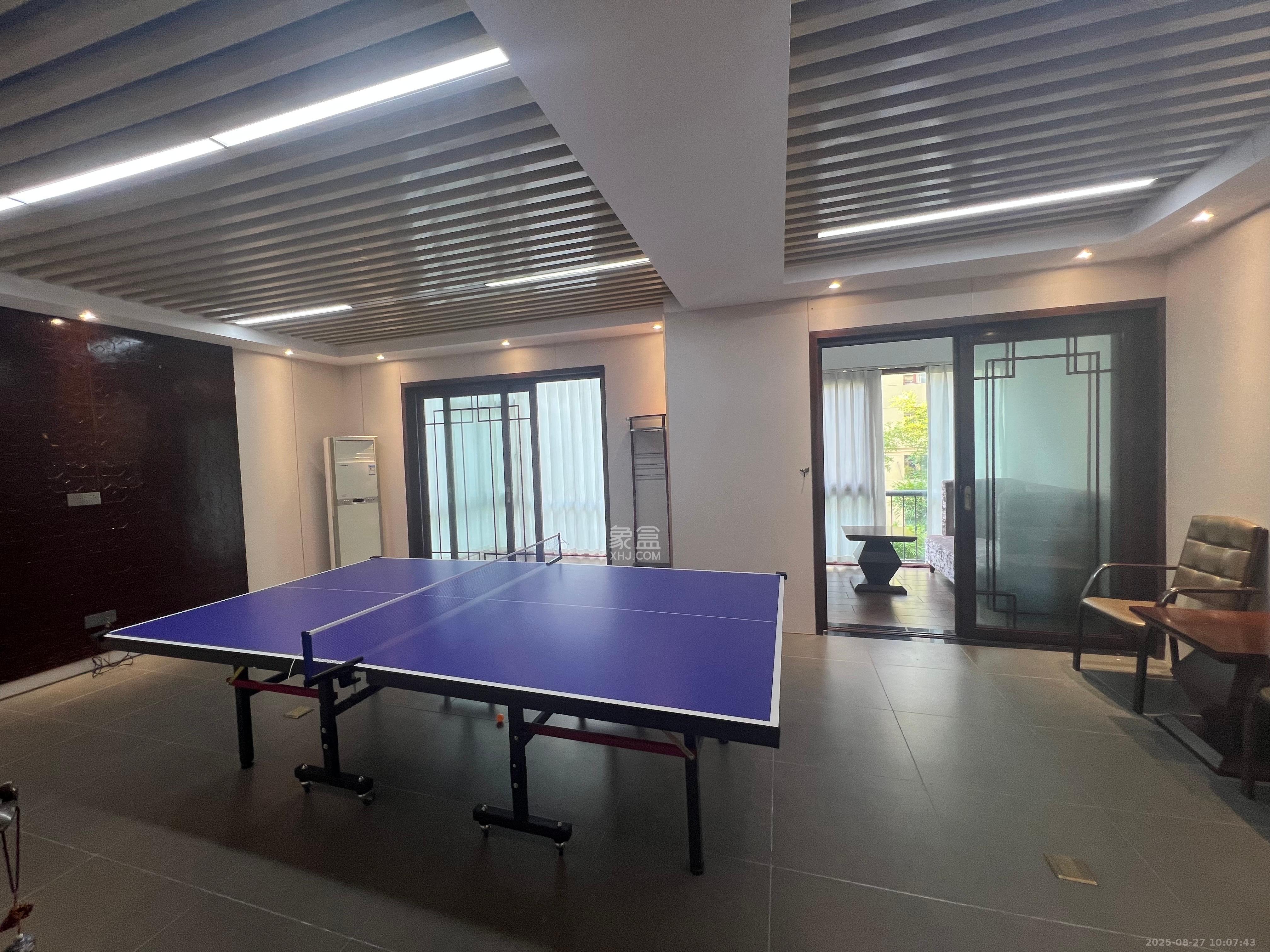 金色比华利 5室2厅2卫 9000.0元/月 金色比华利 5室2厅2卫 9000.0元/月室内图