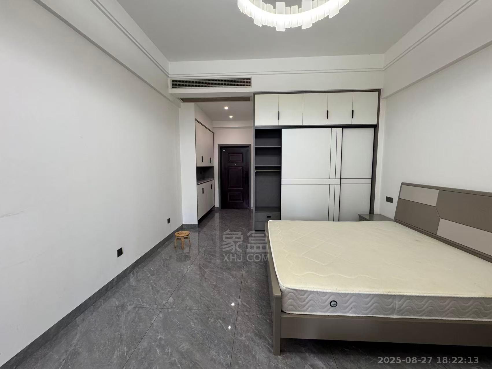 尚格广场 1室0厅0卫 1700.0元/月 尚格广场 1室0厅0卫 1700.0元/月室内图