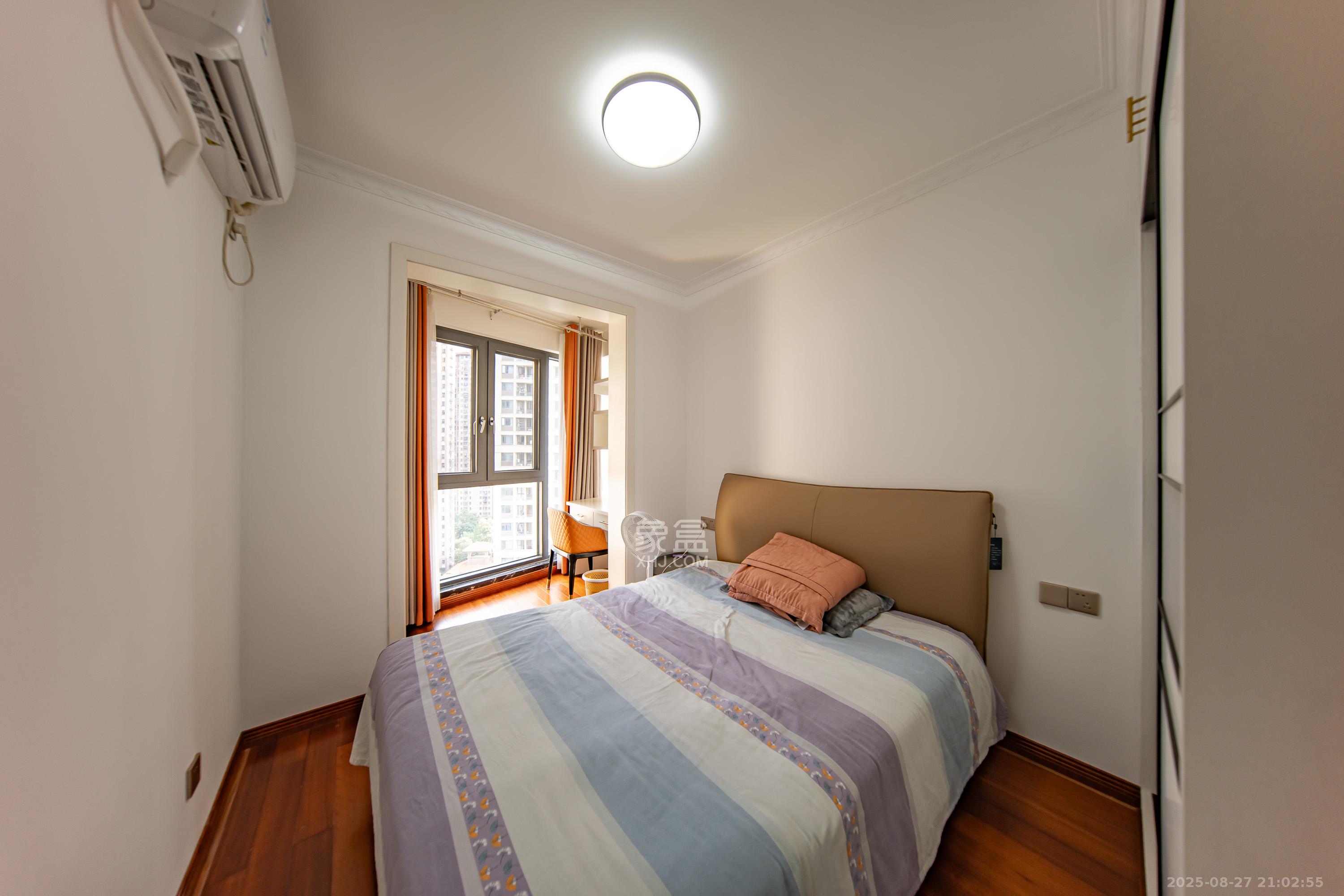 融创融公馆(融创臻苑)  3室2厅2卫    112.0万 融创融公馆(融创臻苑)  3室2厅2卫    112.0万卧室