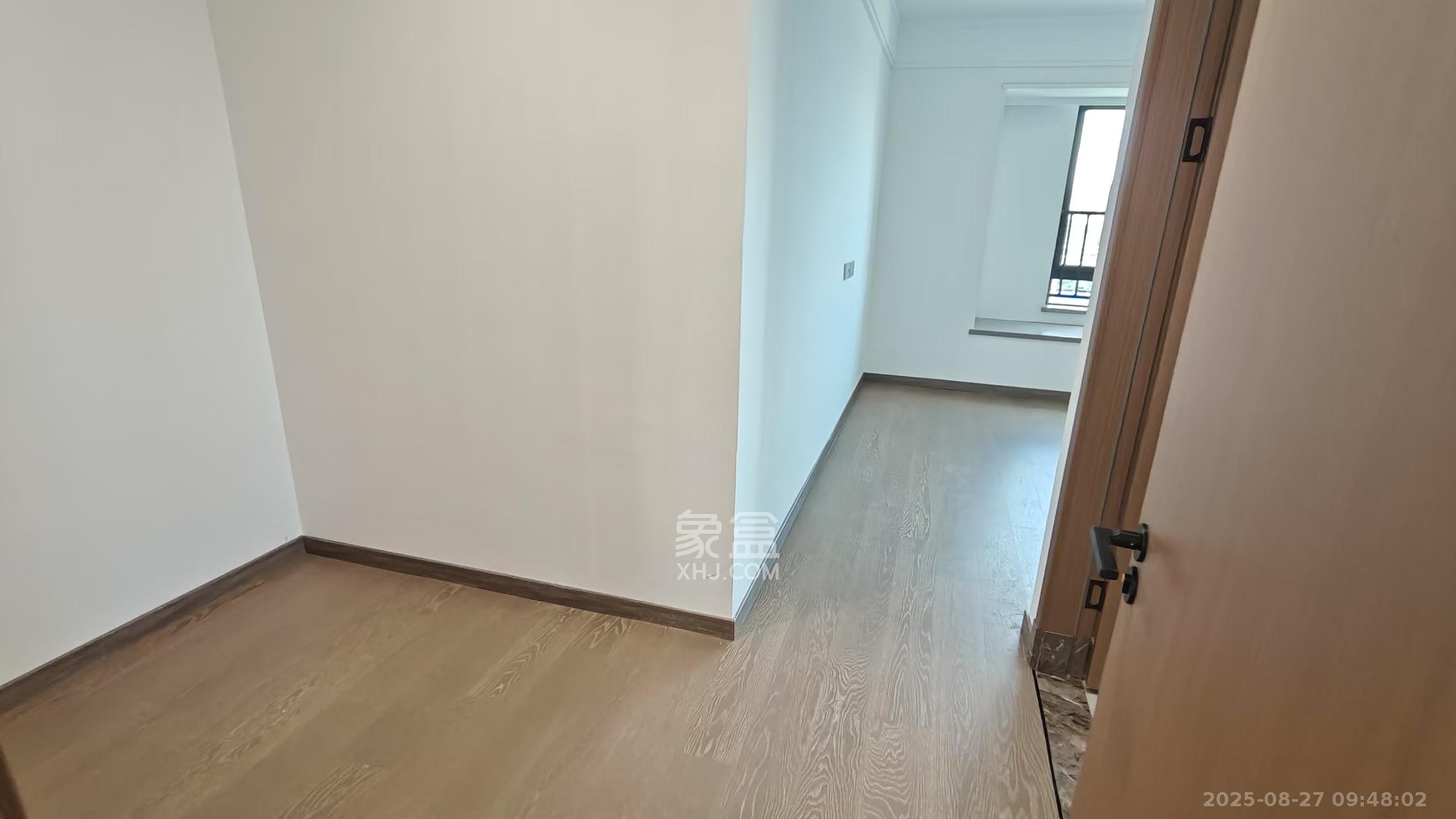 江悦和鸣  4室2厅2卫    3800.0元/月 江悦和鸣  4室2厅2卫    3800.0元/月室内图