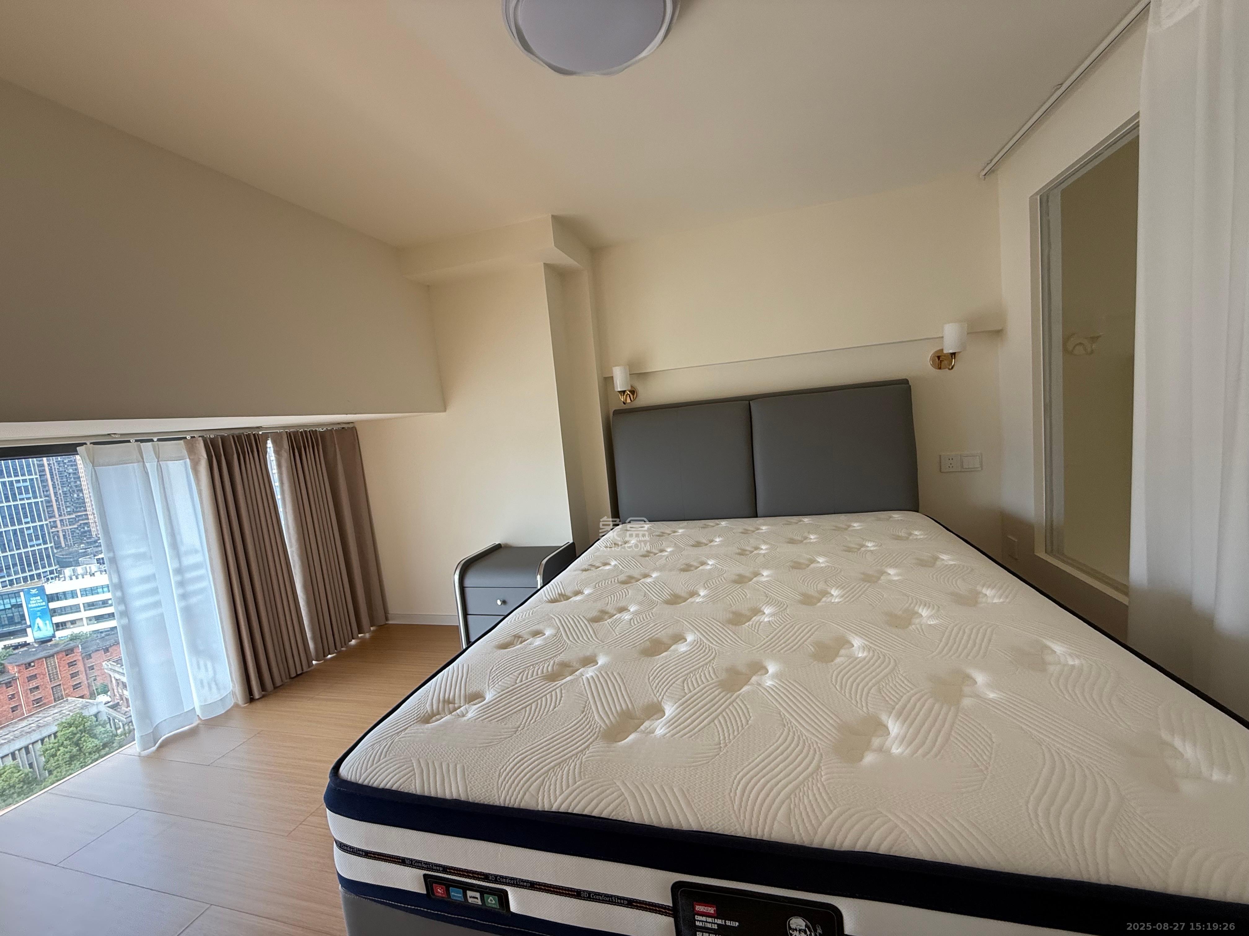 建发养云  1室1厅1卫    2700.0元/月 建发养云  1室1厅1卫    2700.0元/月室内图