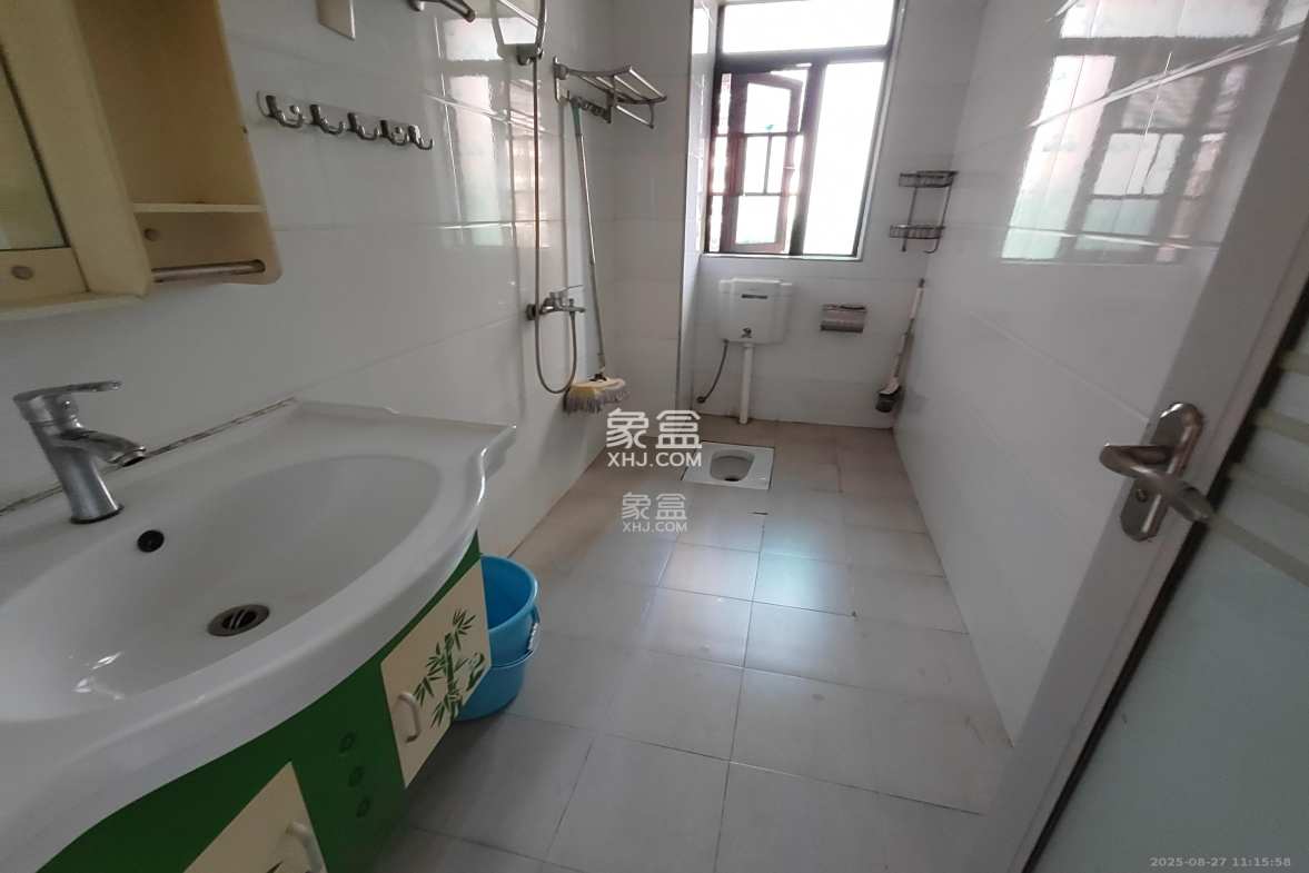 水岸世景 5室2厅2卫 2100.0元/月 水岸世景 5室2厅2卫 2100.0元/月室内图