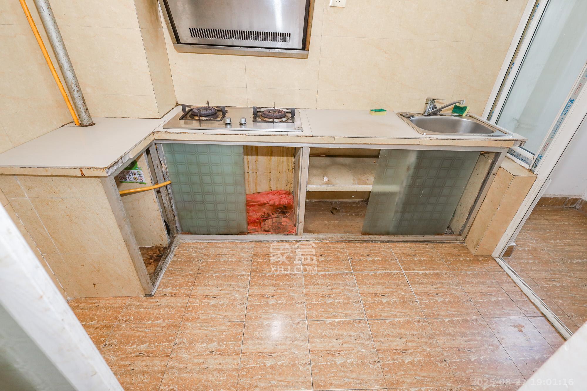 德润园 2室2厅1卫 53.0万 德润园 2室2厅1卫 53.0万厨房