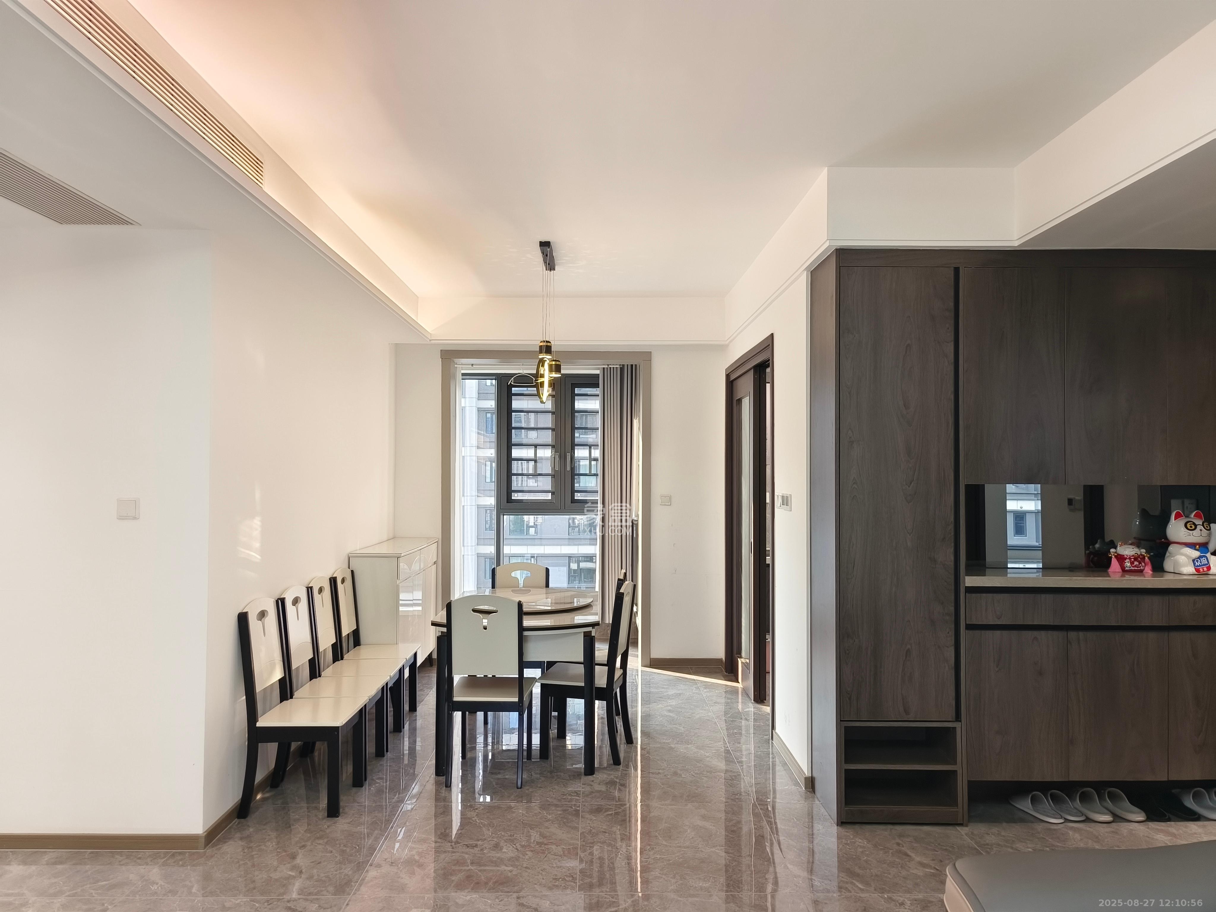 越秀湘江星汇城三期  4室2厅2卫    4200.0元/月 越秀湘江星汇城三期  4室2厅2卫    4200.0元/月室内图