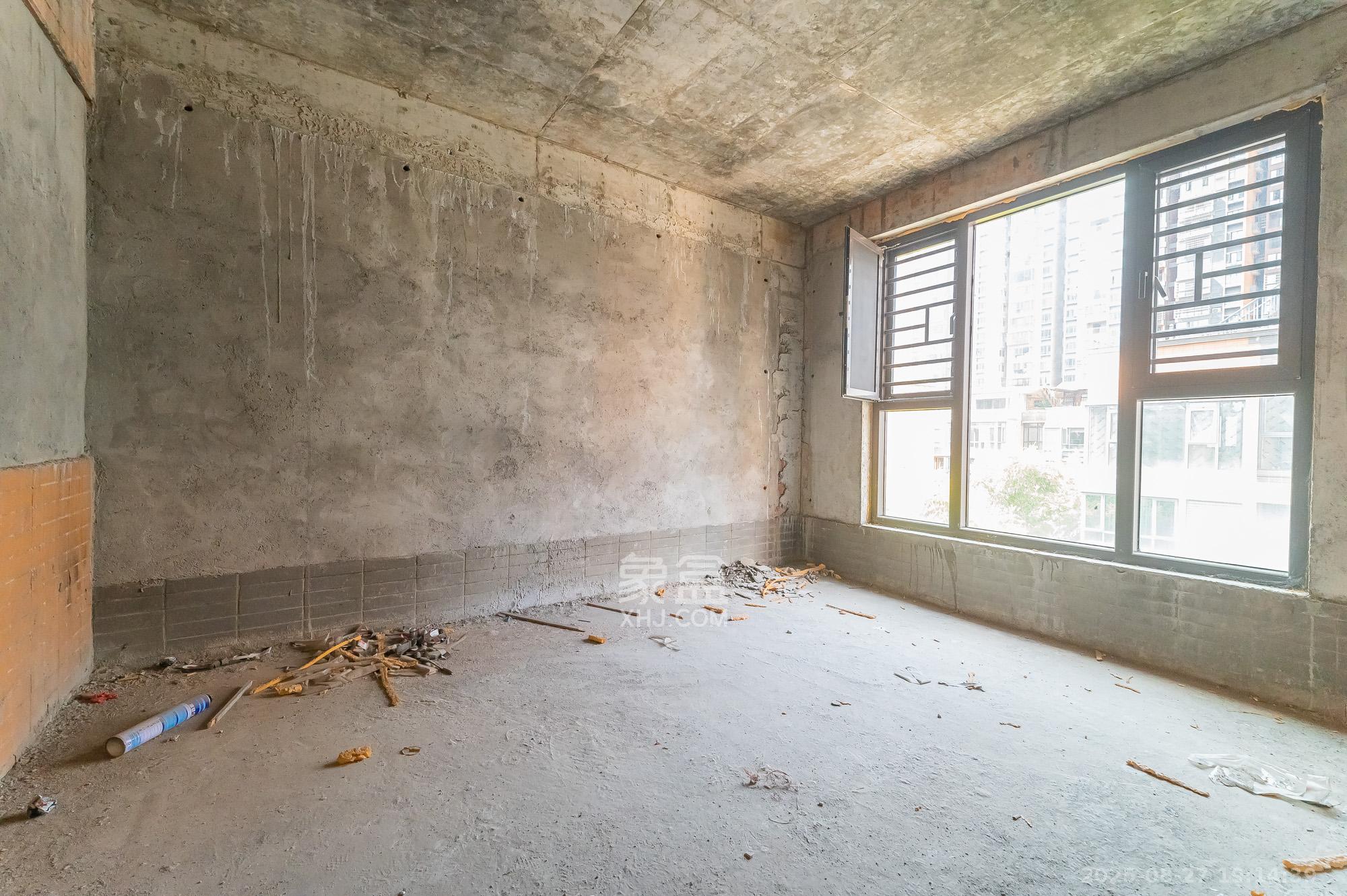 海伦春天  5室2厅2卫    228.0万其他