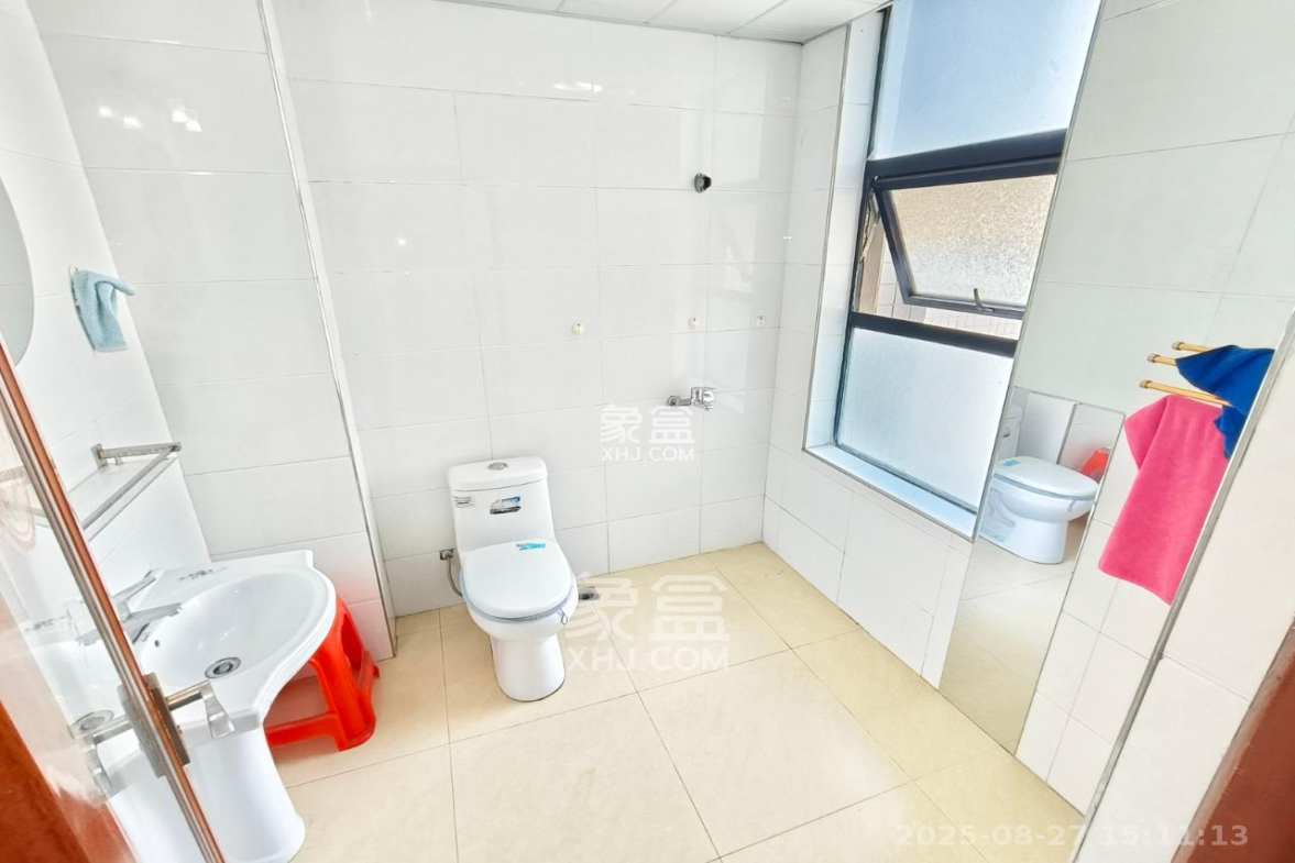 湘江世纪城融江苑  3室1厅1卫    2000.0元/月 湘江世纪城融江苑  3室1厅1卫    2000.0元/月室内图