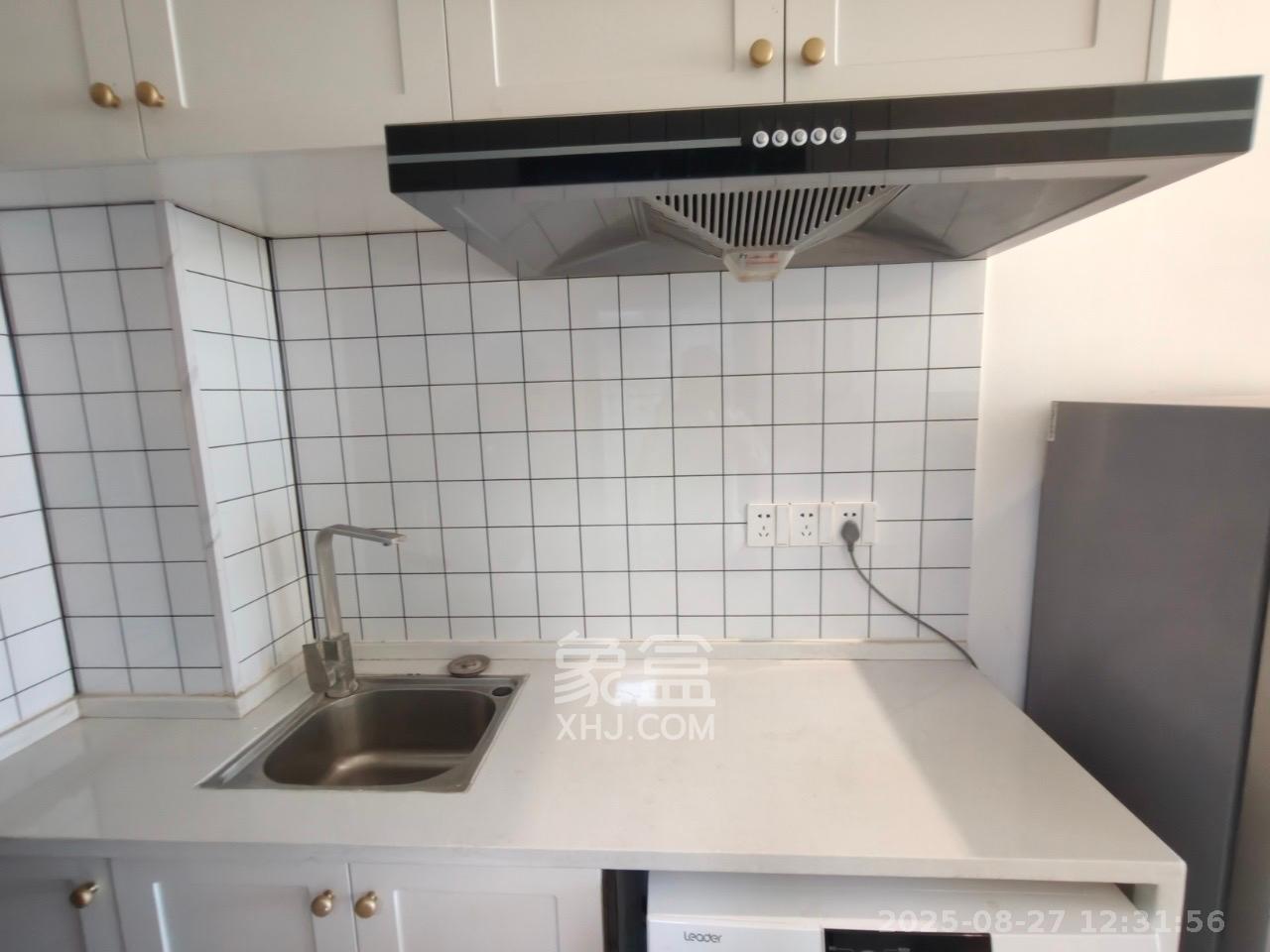 梅溪湖金茂湾  1室1厅1卫    1800.0元/月 梅溪湖金茂湾  1室1厅1卫    1800.0元/月室内图