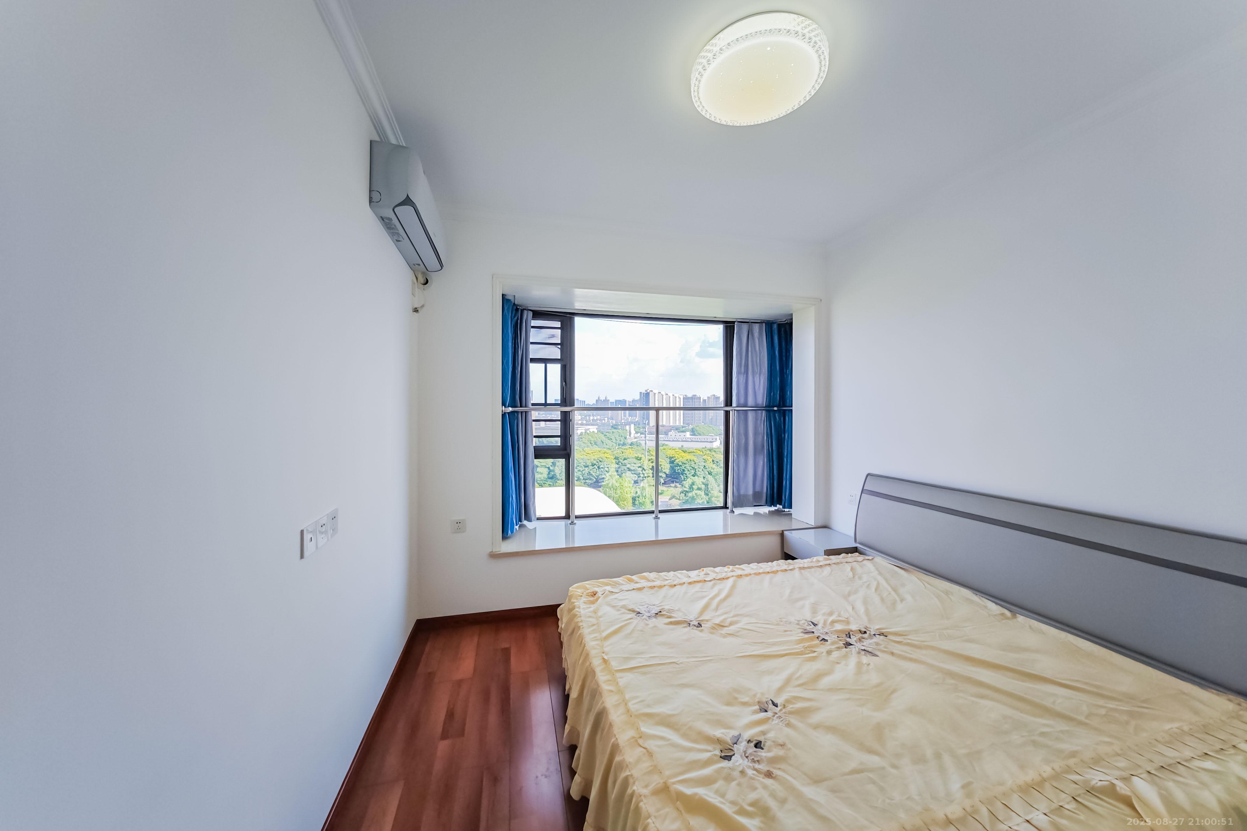 京武浪琴山一、二期 2室2厅1卫 140.0万 京武浪琴山一、二期 2室2厅1卫 140.0万卧室