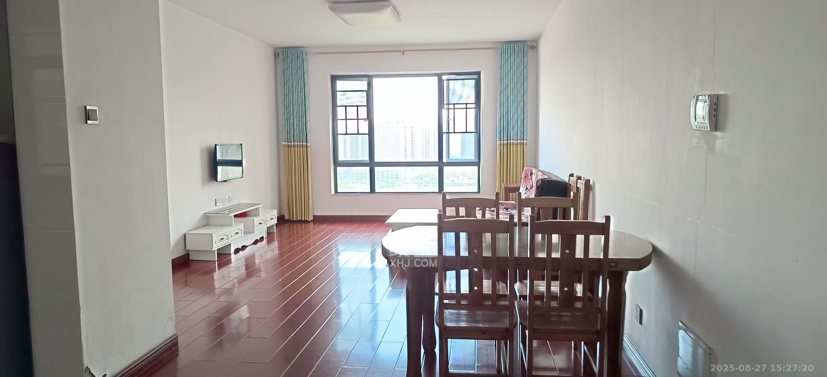 江河双水湾  3室1厅1卫    2600.0元/月 江河双水湾  3室1厅1卫    2600.0元/月