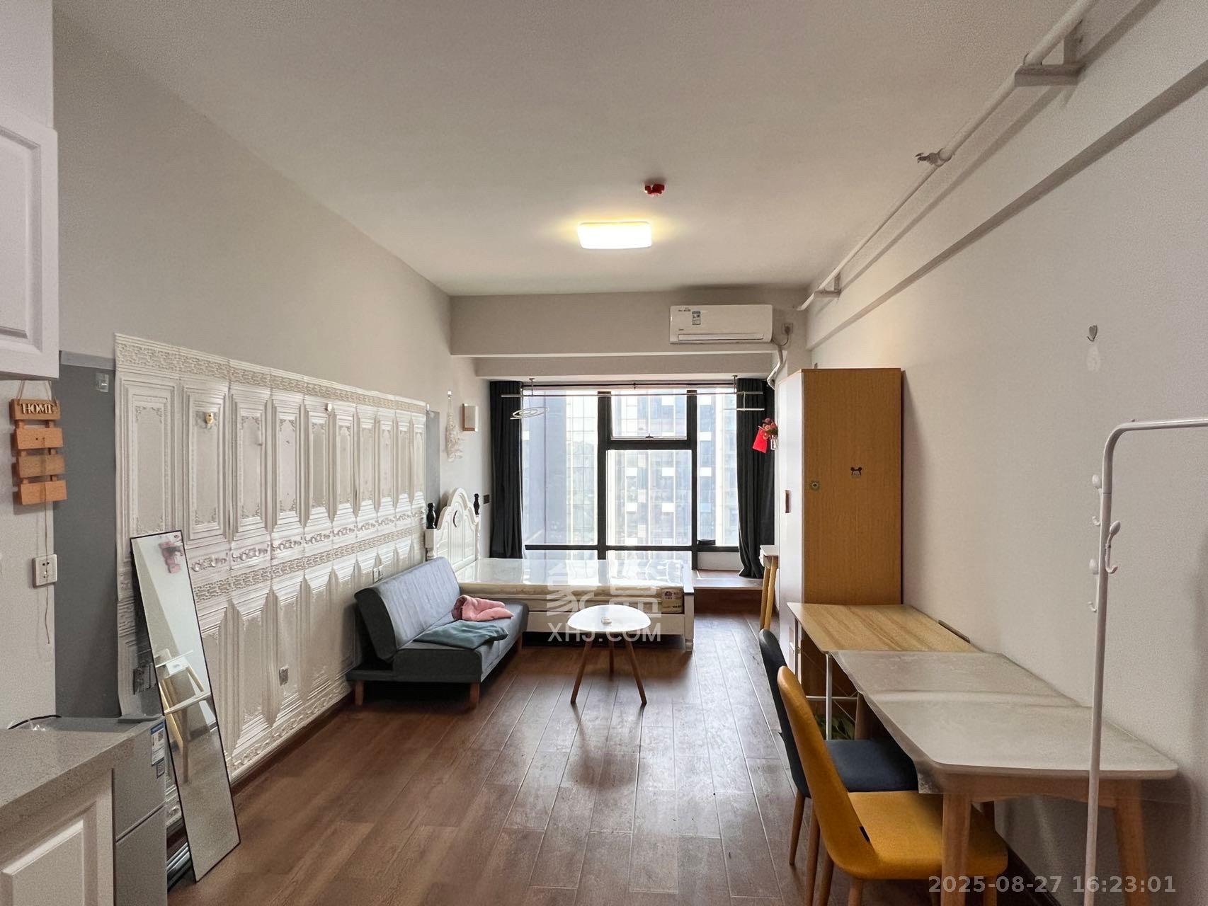 裕天国际商汇中心 1室1厅1卫 1200.0元/月 裕天国际商汇中心 1室1厅1卫 1200.0元/月室内图