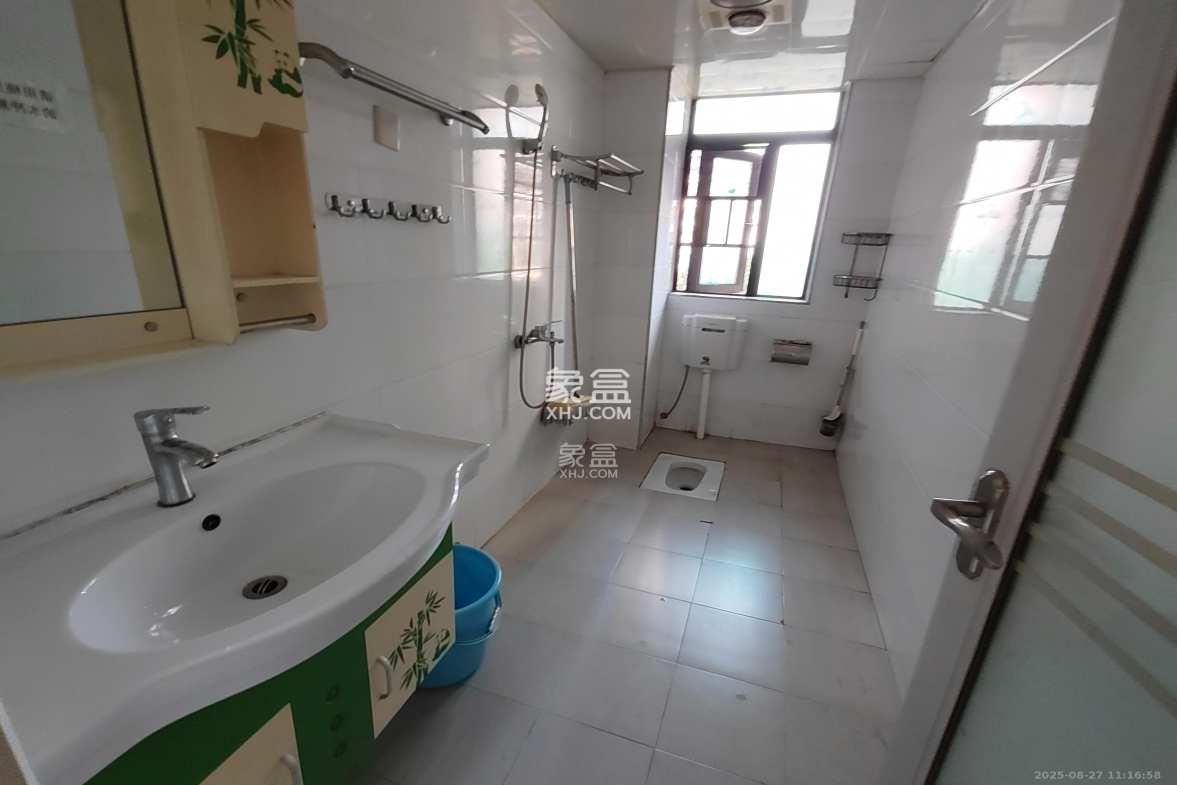 水岸世景 5室2厅2卫 2100.0元/月 水岸世景 5室2厅2卫 2100.0元/月室内图