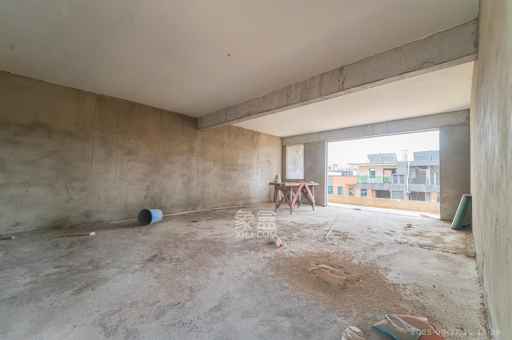 海伦春天 5室2厅2卫 228.0万 海伦春天 5室2厅2卫 228.0万其他