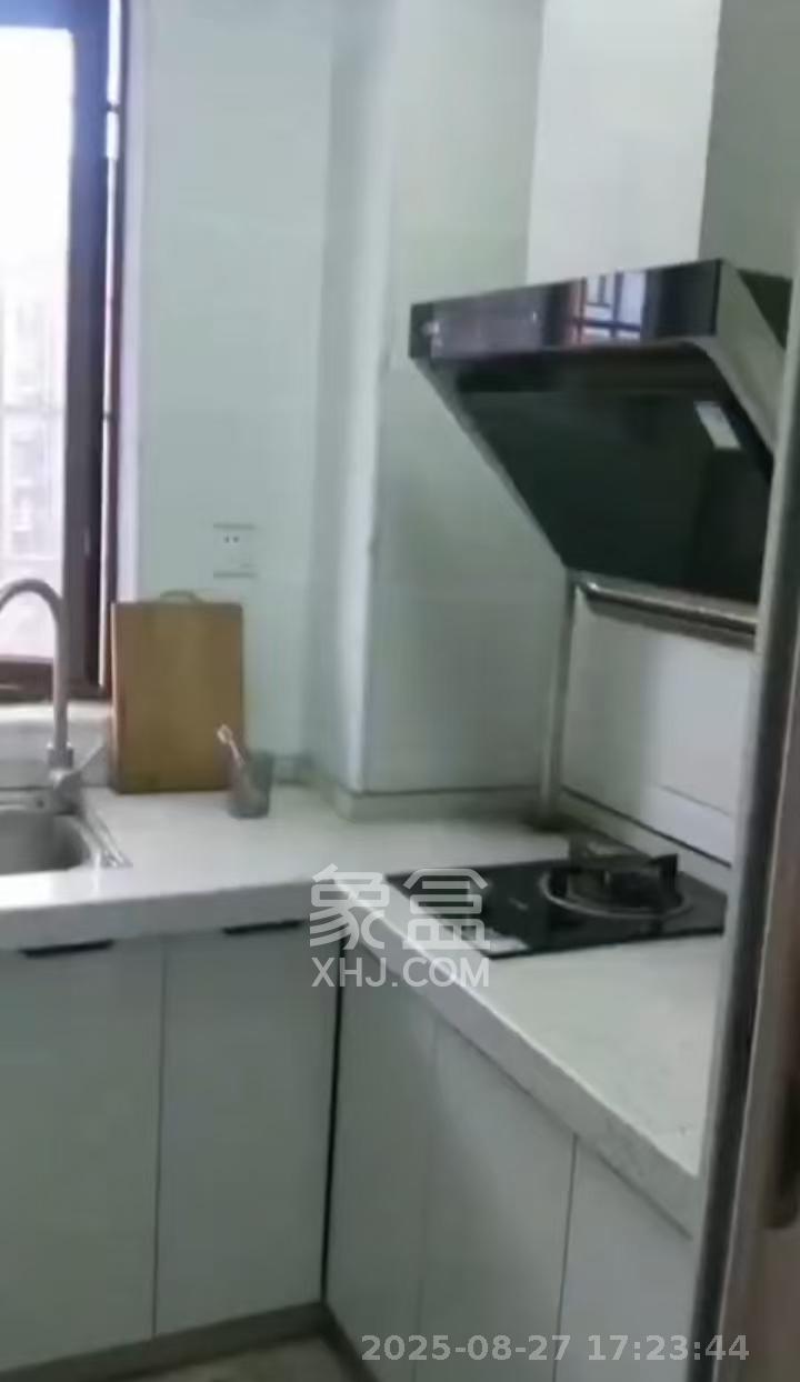 金房奥斯卡  1室1厅1卫   1400.00元/月室内图