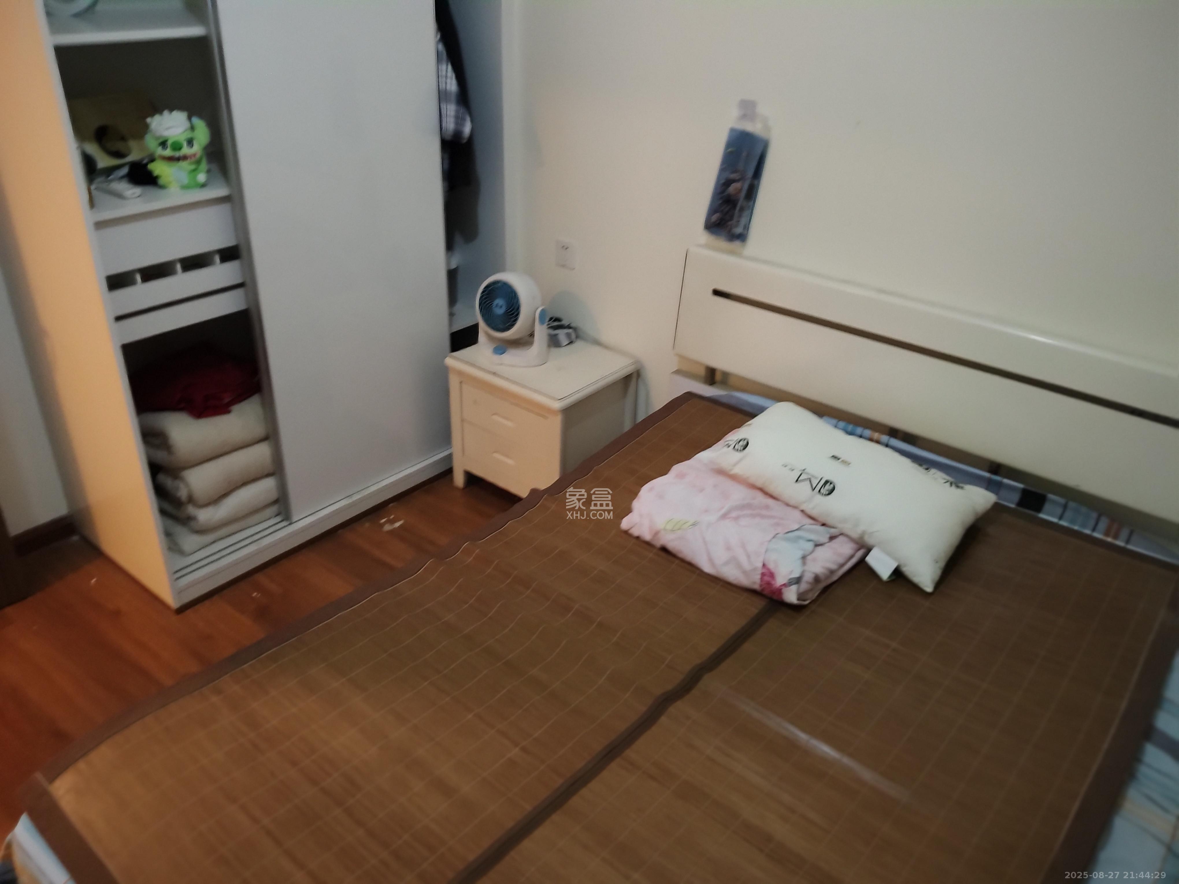 碧桂园翘楚棠  4室2厅2卫    2400.0元/月 碧桂园翘楚棠  4室2厅2卫    2400.0元/月室内图