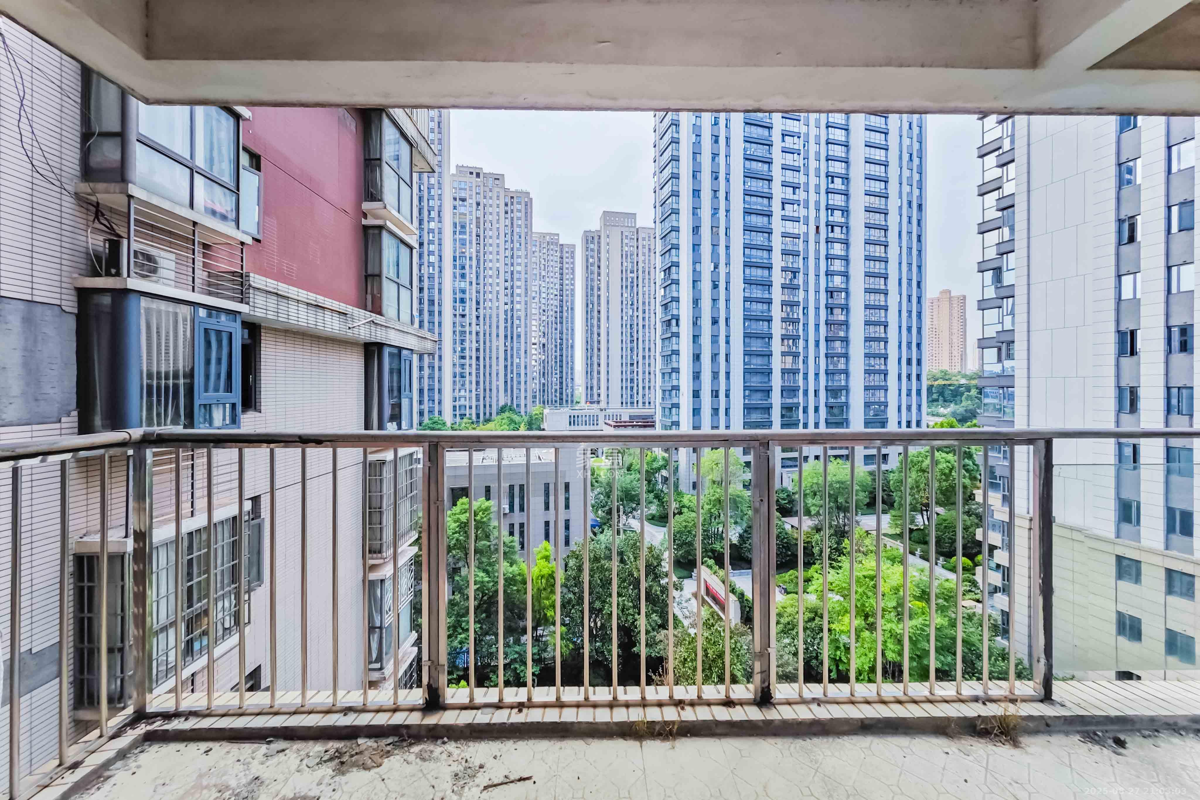 万树丹堤 3室2厅2卫 99.0万 万树丹堤 3室2厅2卫 99.0万其他