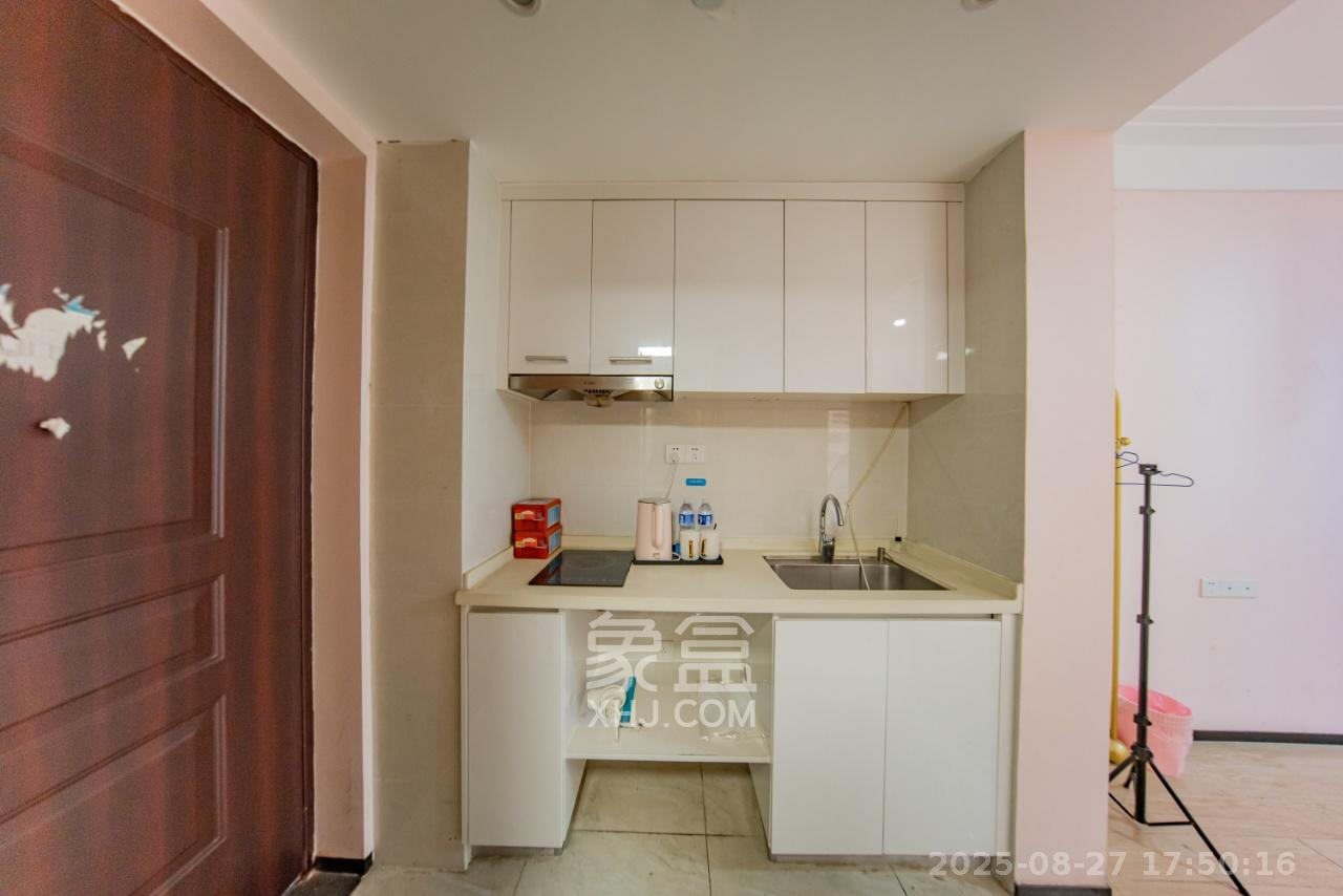 中海国际二期  1室1厅1卫    1000.0元/月 中海国际二期  1室1厅1卫    1000.0元/月室内图