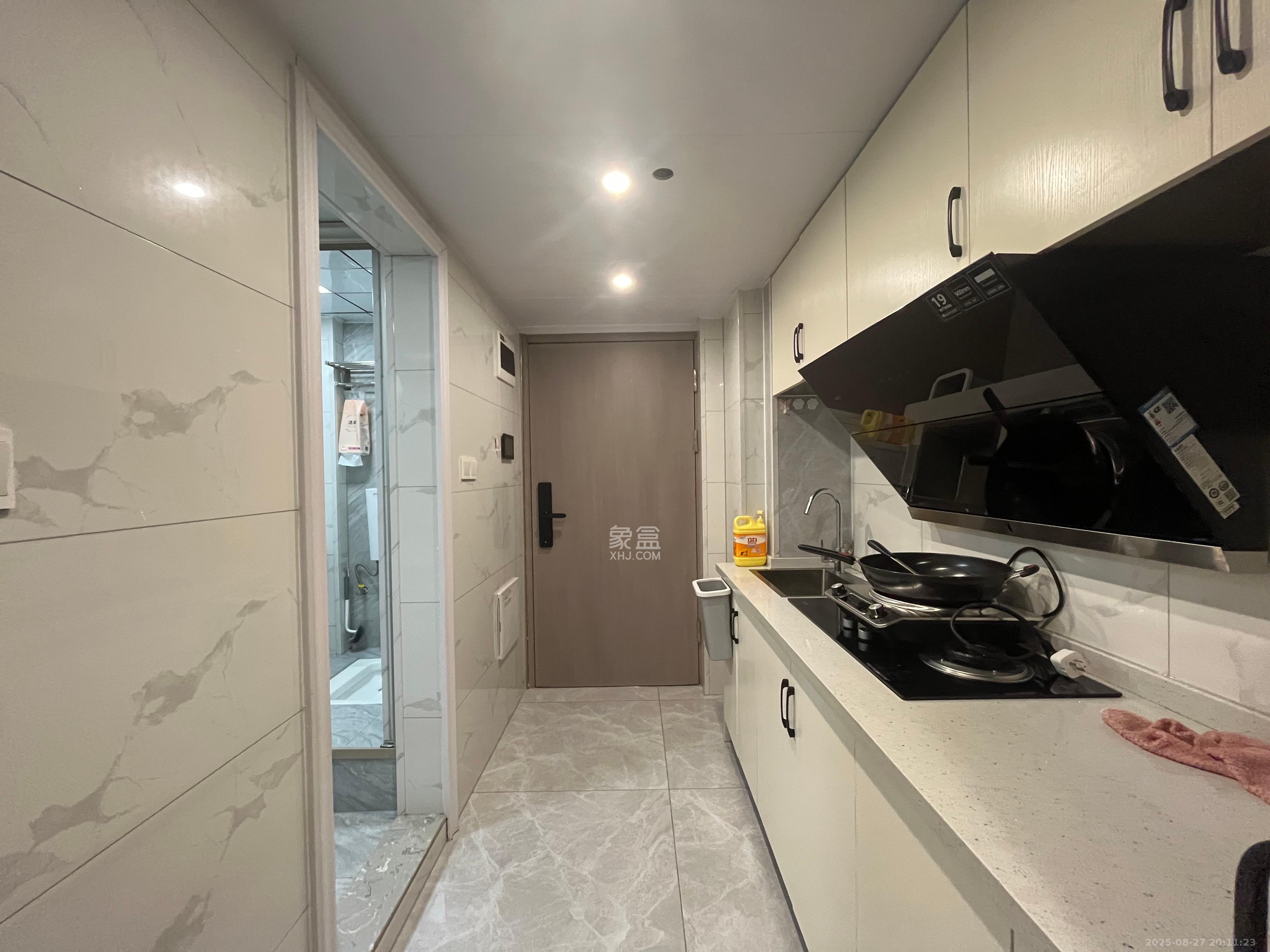 藏珑湖上公馆  2室1厅1卫    2300.0元/月室内图