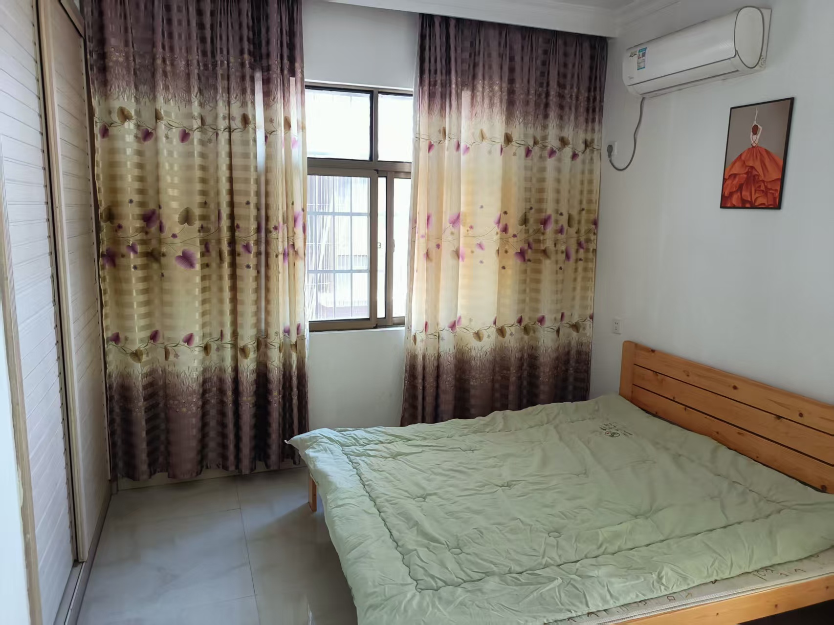 凯翔银座 4室0厅0卫 2600.0元/月 凯翔银座 4室0厅0卫 2600.0元/月室内图