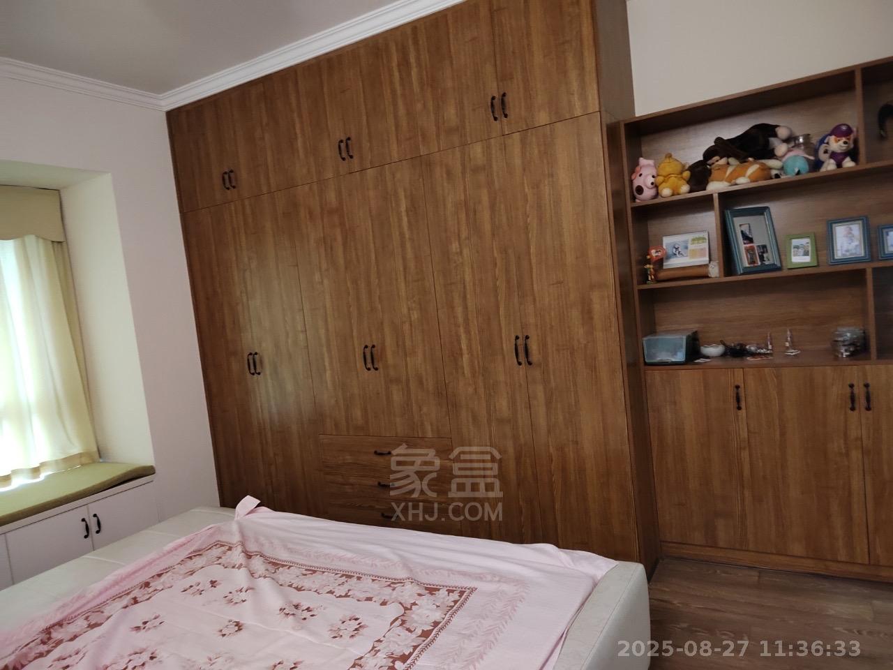 金路小区（杨柳村罗家冲）  4室2厅2卫   2200.00元/月室内图