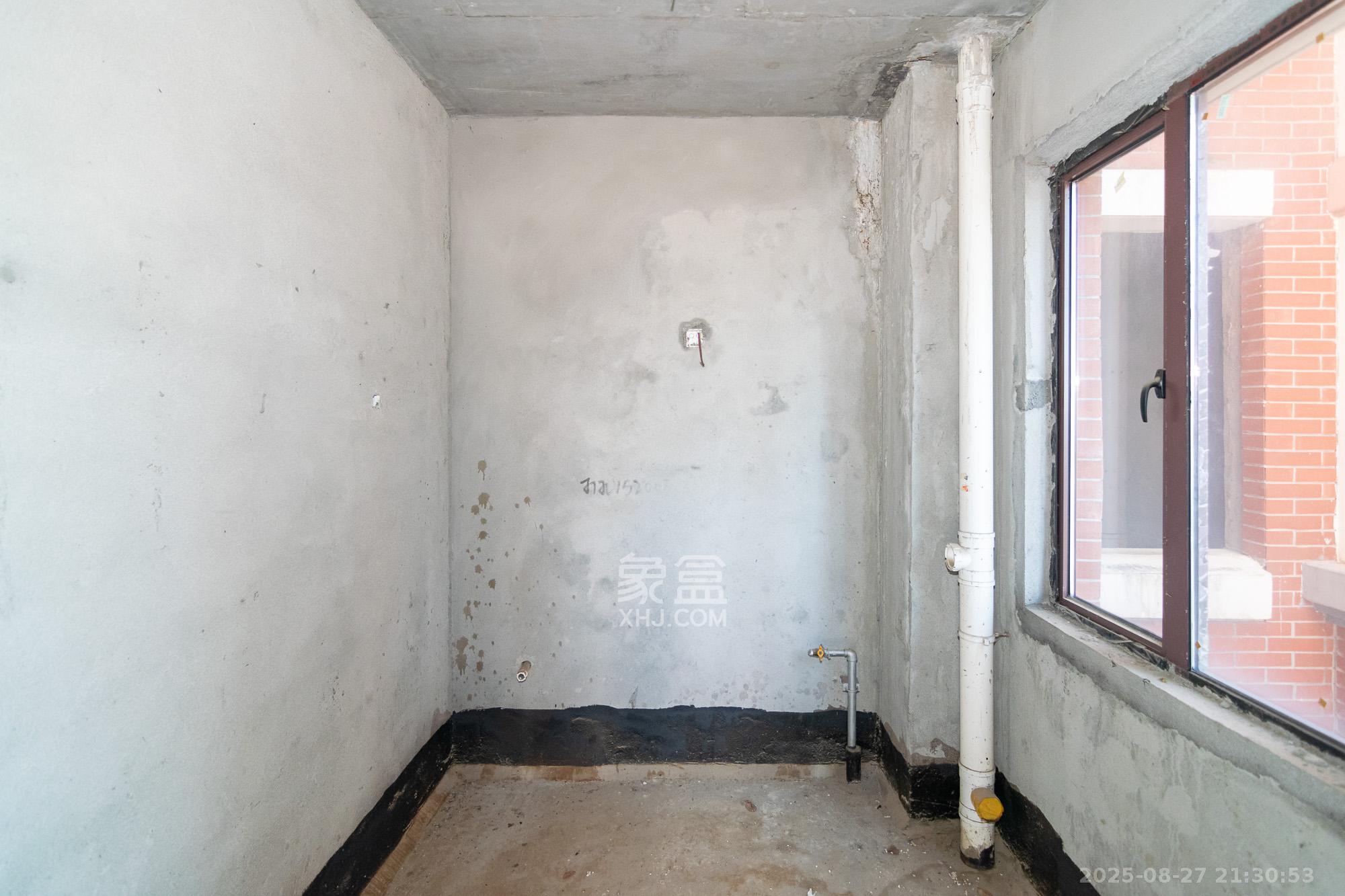 熙庭原著(房聚云台府) 5室2厅3卫 113.8万 熙庭原著(房聚云台府) 5室2厅3卫 113.8万厨房