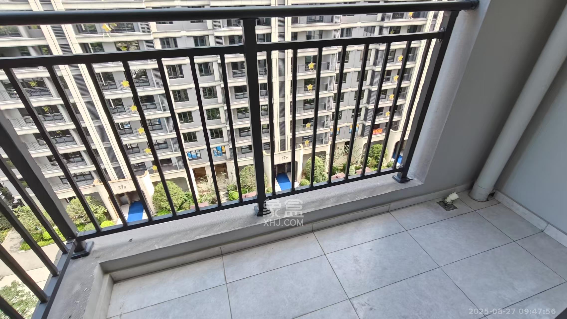 江悦和鸣  4室2厅2卫    3800.0元/月室内图