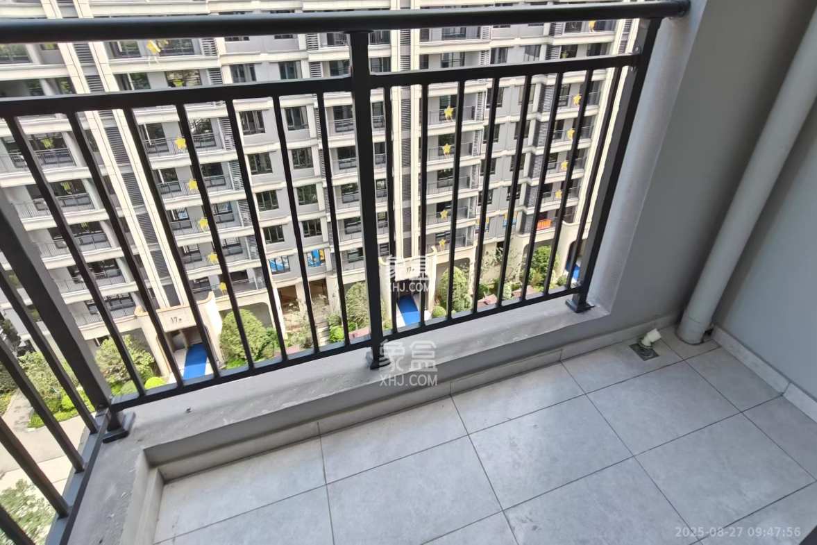 江悦和鸣  4室2厅2卫    3800.0元/月 江悦和鸣  4室2厅2卫    3800.0元/月室内图