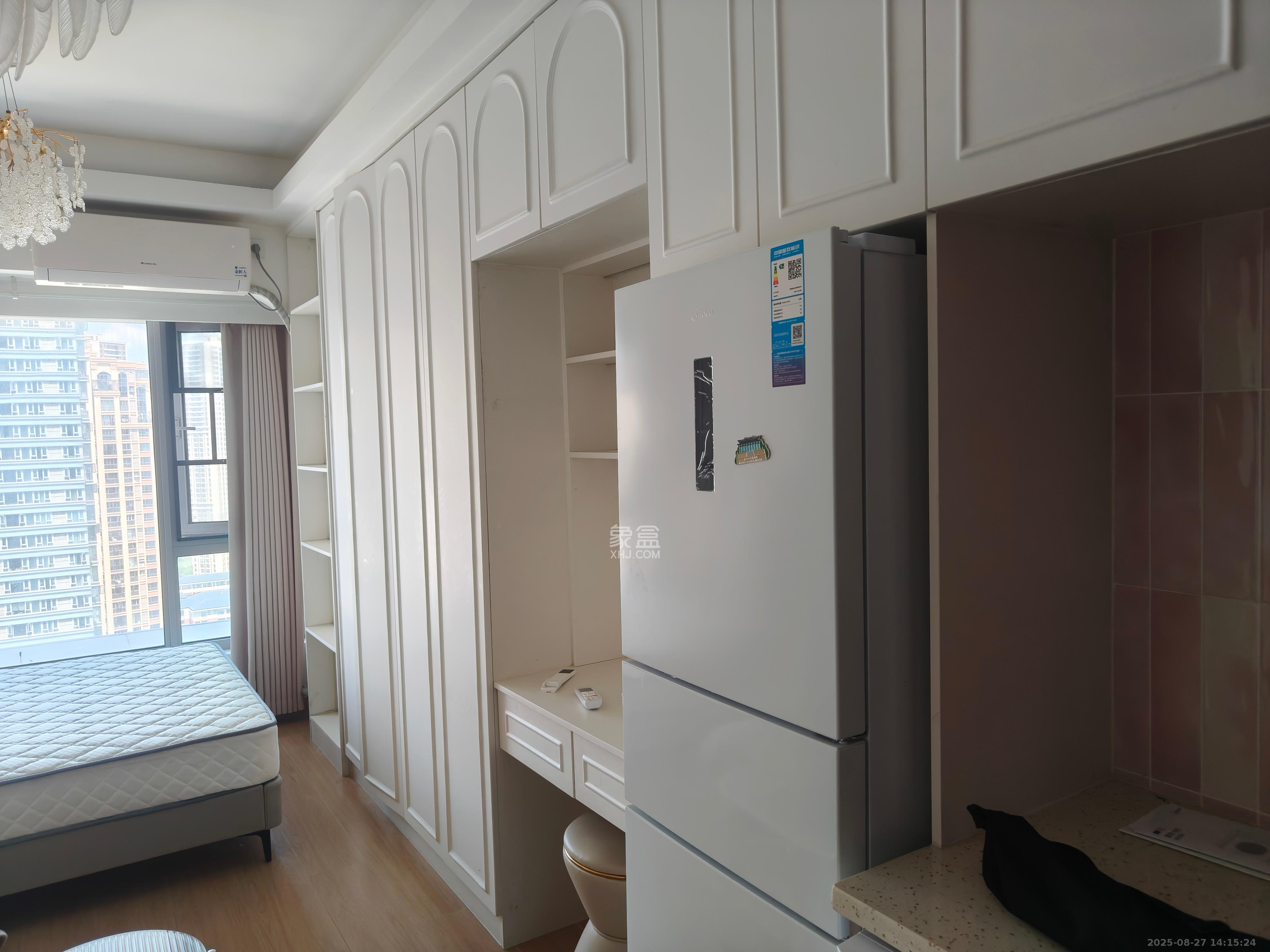 保利天禧EF区 1室1厅1卫 1900.0元/月 保利天禧EF区 1室1厅1卫 1900.0元/月室内图