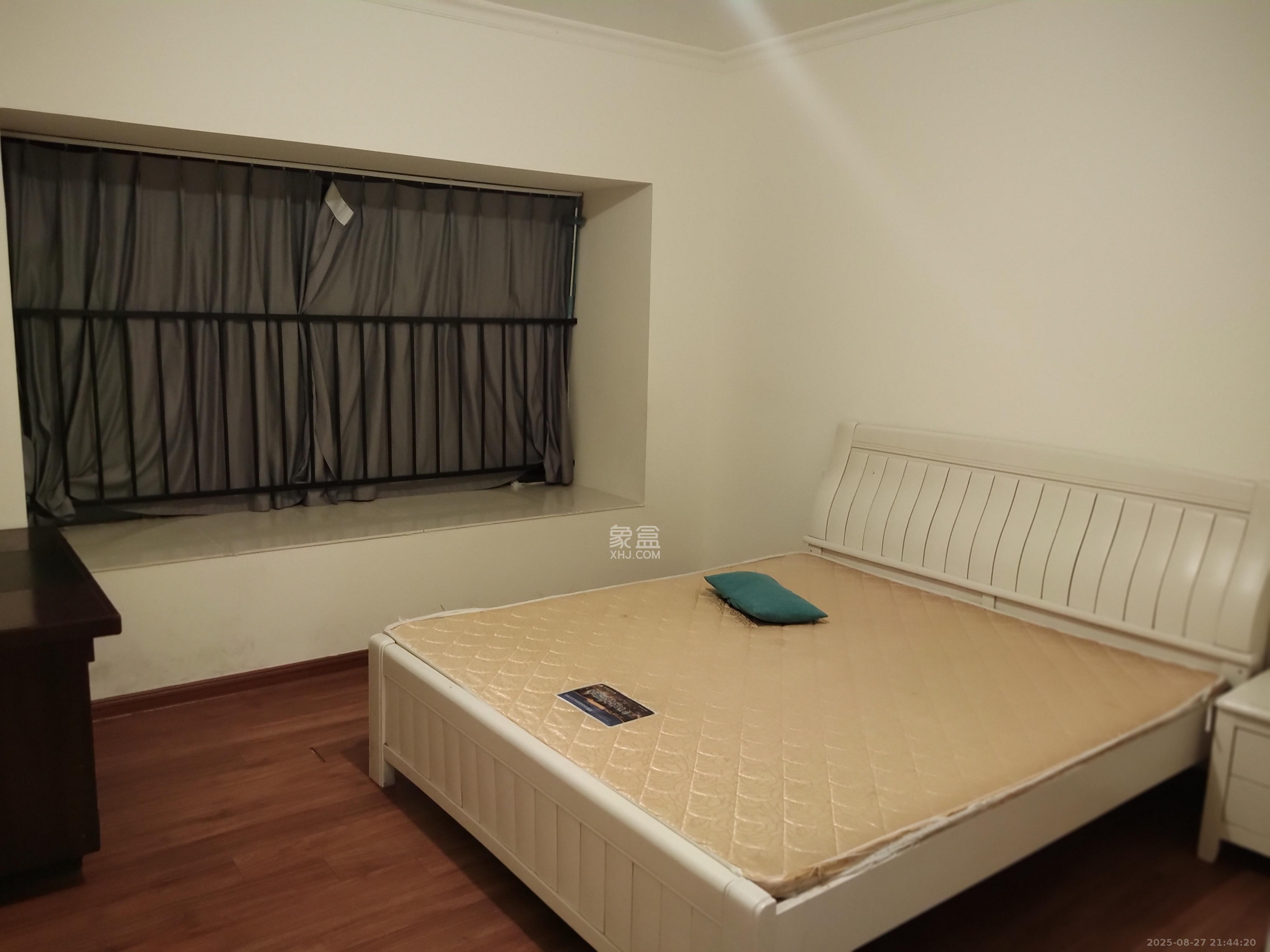 碧桂园翘楚棠  4室2厅2卫    2400.0元/月 碧桂园翘楚棠  4室2厅2卫    2400.0元/月室内图