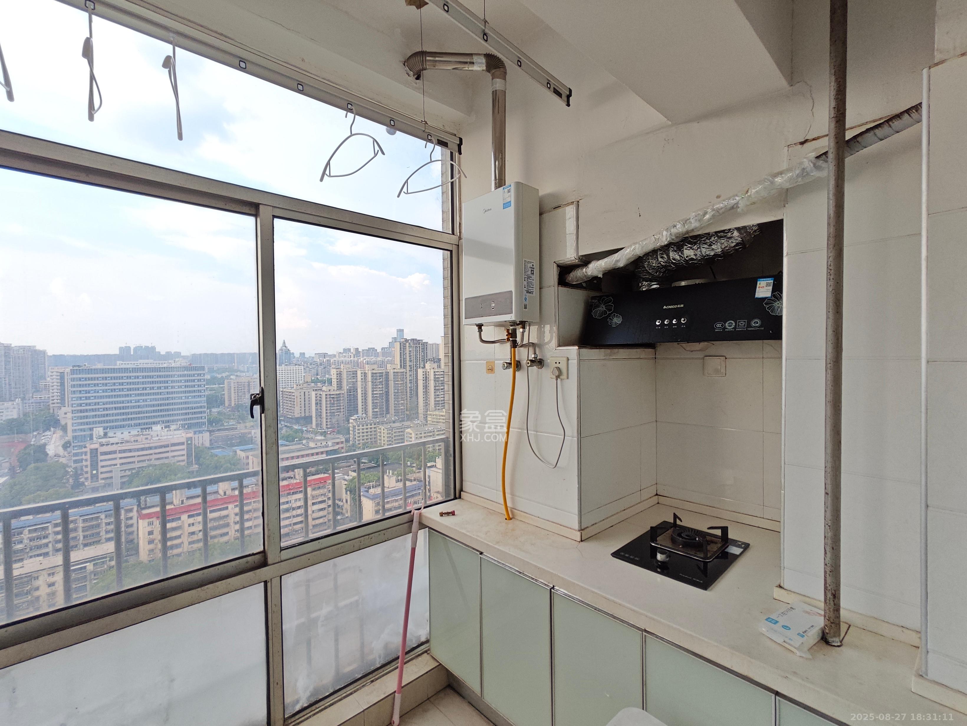 观湖公寓 1室1厅1卫 1600.0元/月 观湖公寓 1室1厅1卫 1600.0元/月室内图