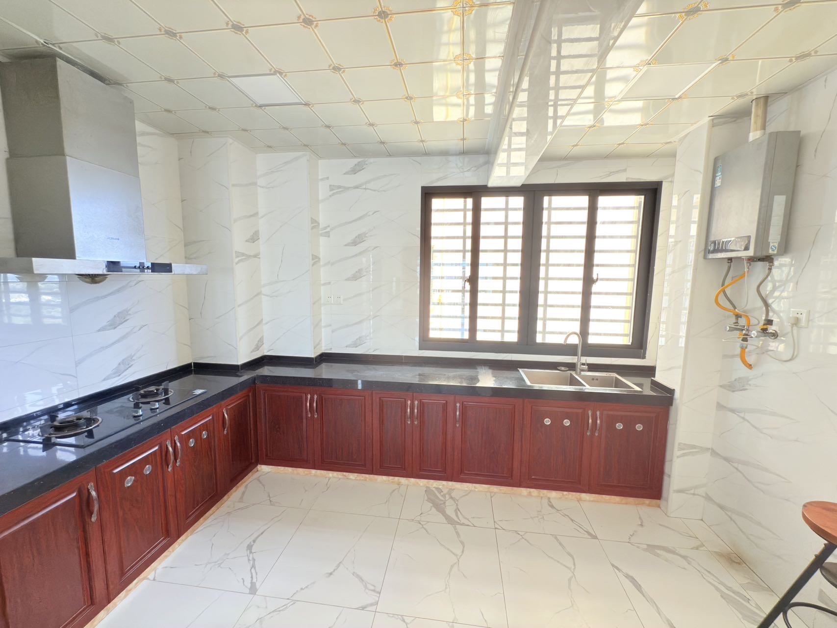 消防总队琼山住宅小区 3室2厅2卫 2800.0元/月 消防总队琼山住宅小区 3室2厅2卫 2800.0元/月室内图