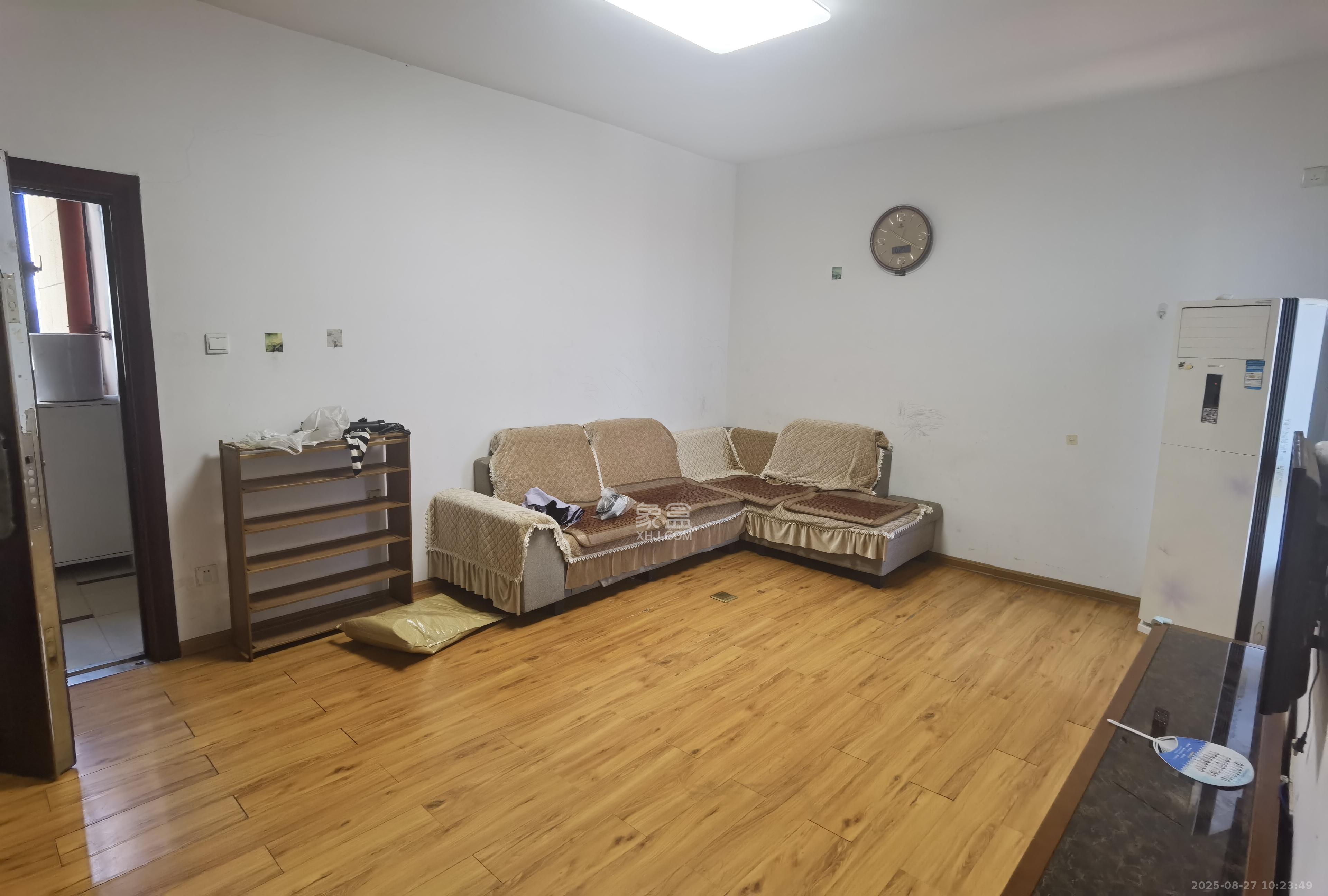 阳光锦城 2室2厅1卫 2300.0元/月 阳光锦城 2室2厅1卫 2300.0元/月室内图