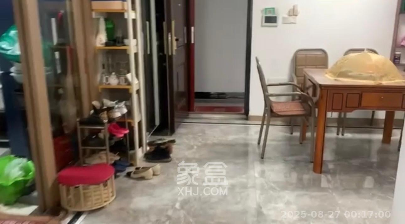 金地中交麓谷香颂(金地中交雅苑) 3室2厅1卫 3000.0元/月 金地中交麓谷香颂(金地中交雅苑) 3室2厅1卫 3000.0元/月室内图