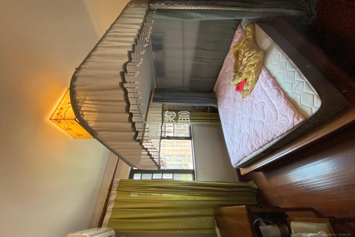 塞纳公馆  3室2厅2卫    2500.0元/月 塞纳公馆  3室2厅2卫    2500.0元/月室内图