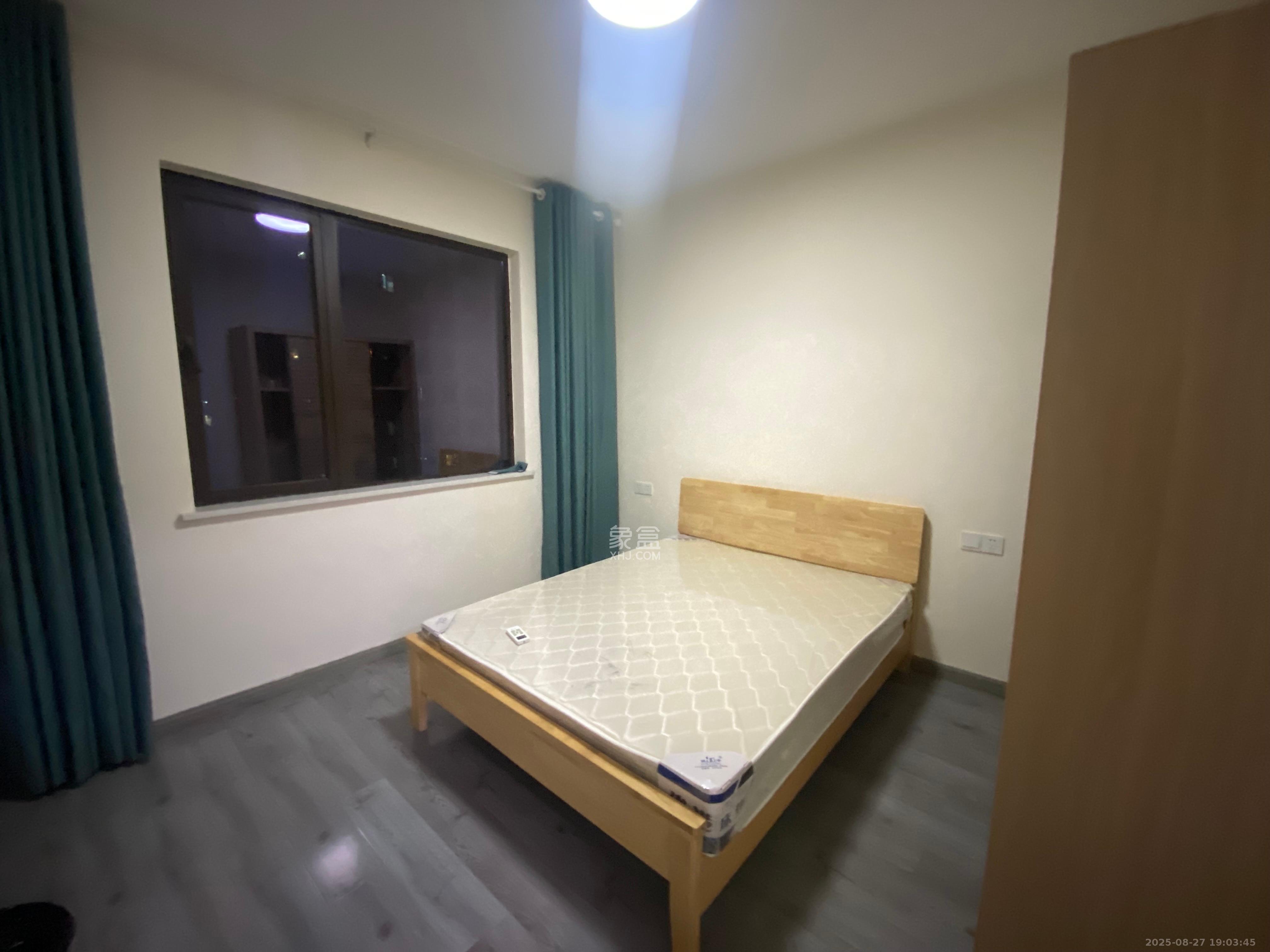 保利西海岸A区  2室2厅1卫    3000.0元/月室内图