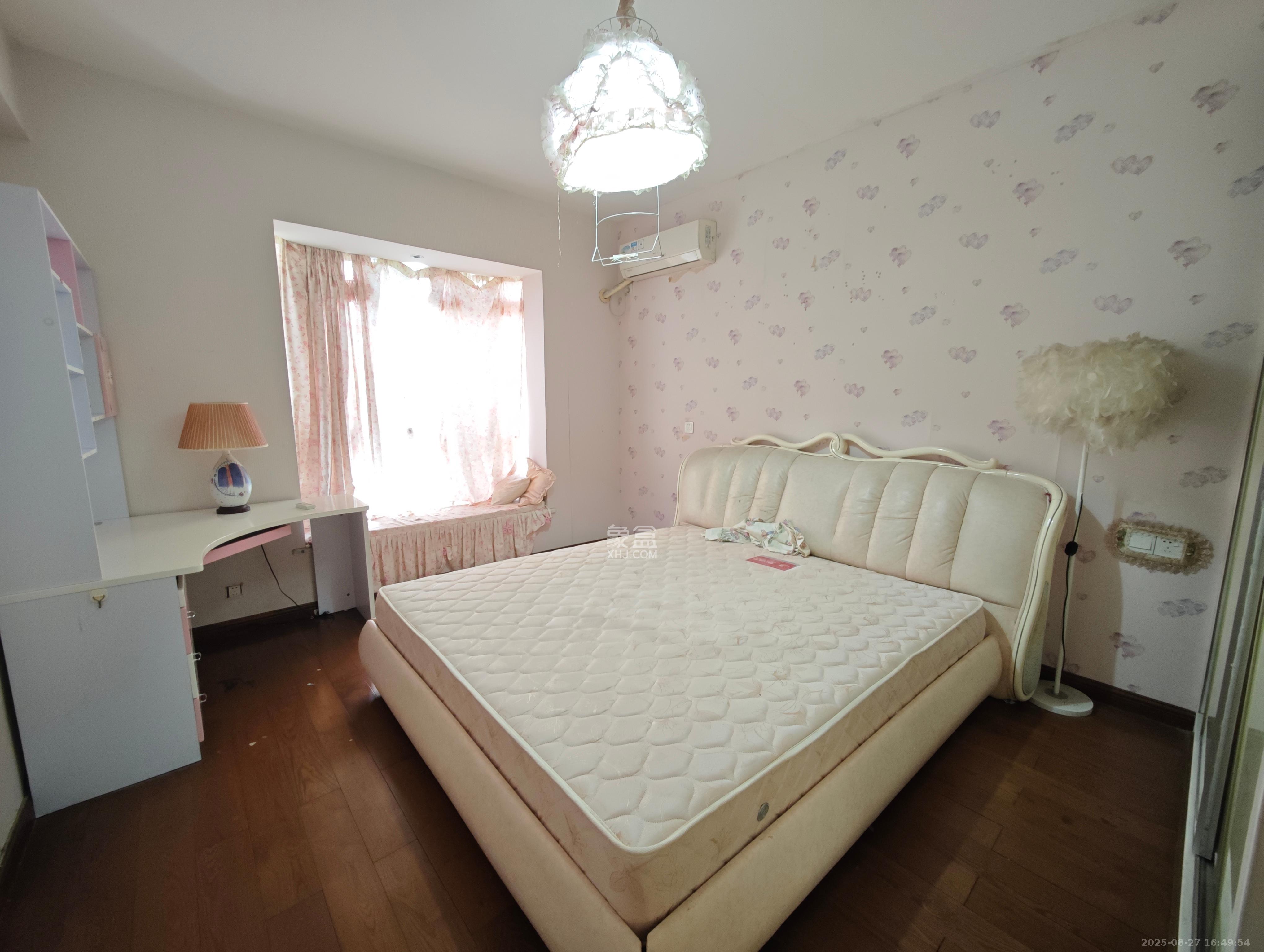 金侨中央花园 3室2厅2卫 1600.0元/月 金侨中央花园 3室2厅2卫 1600.0元/月室内图